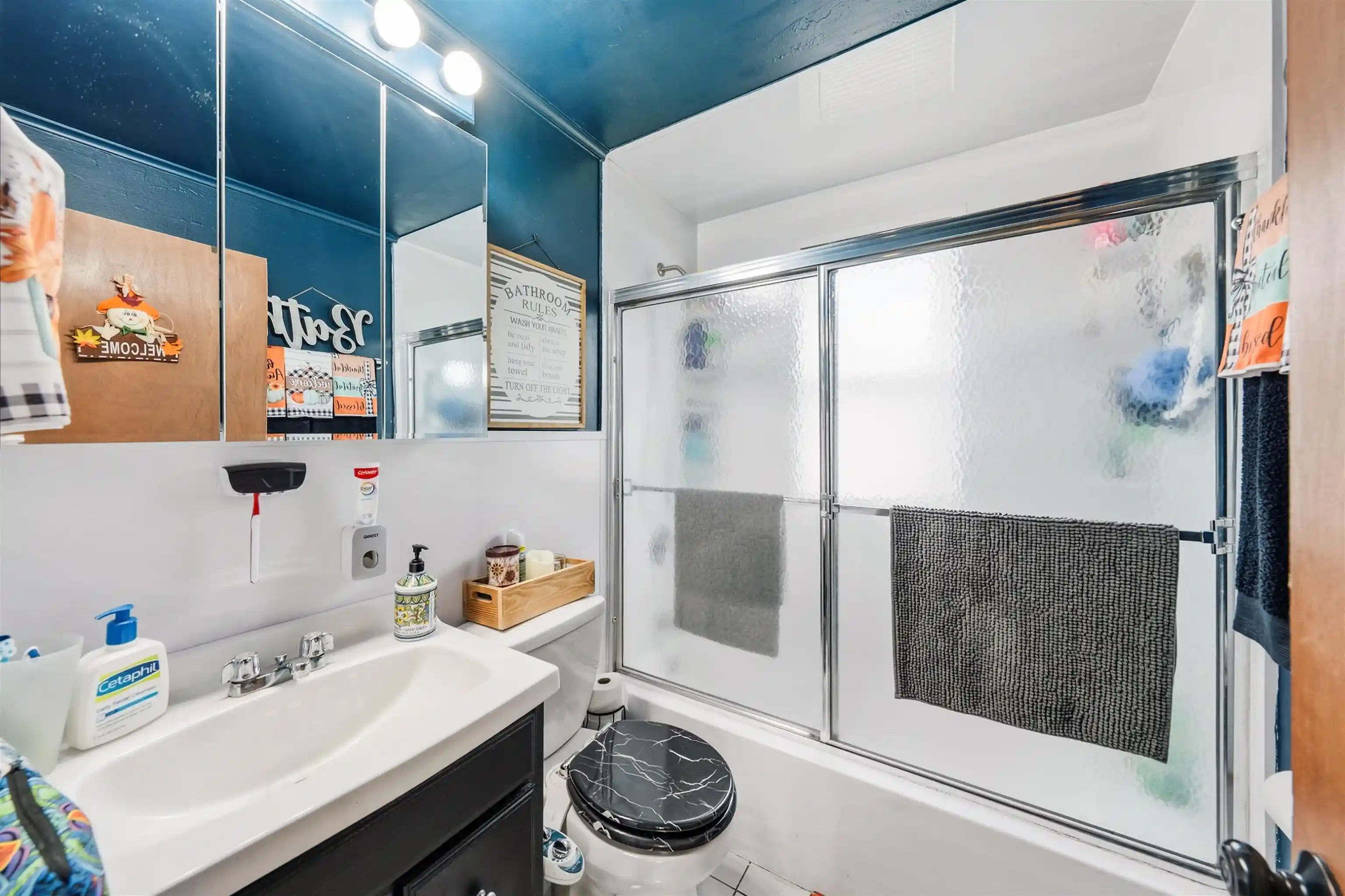Listing Photo 4 - Condo for sale in building located at 47 E 27th St, Bayonne, NJ 07002