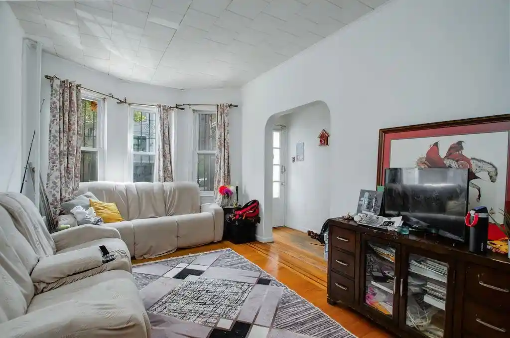 Listing Photo 4 - Condo for sale in building located at 25 Romaine Ave, Jersey City, NJ 07306