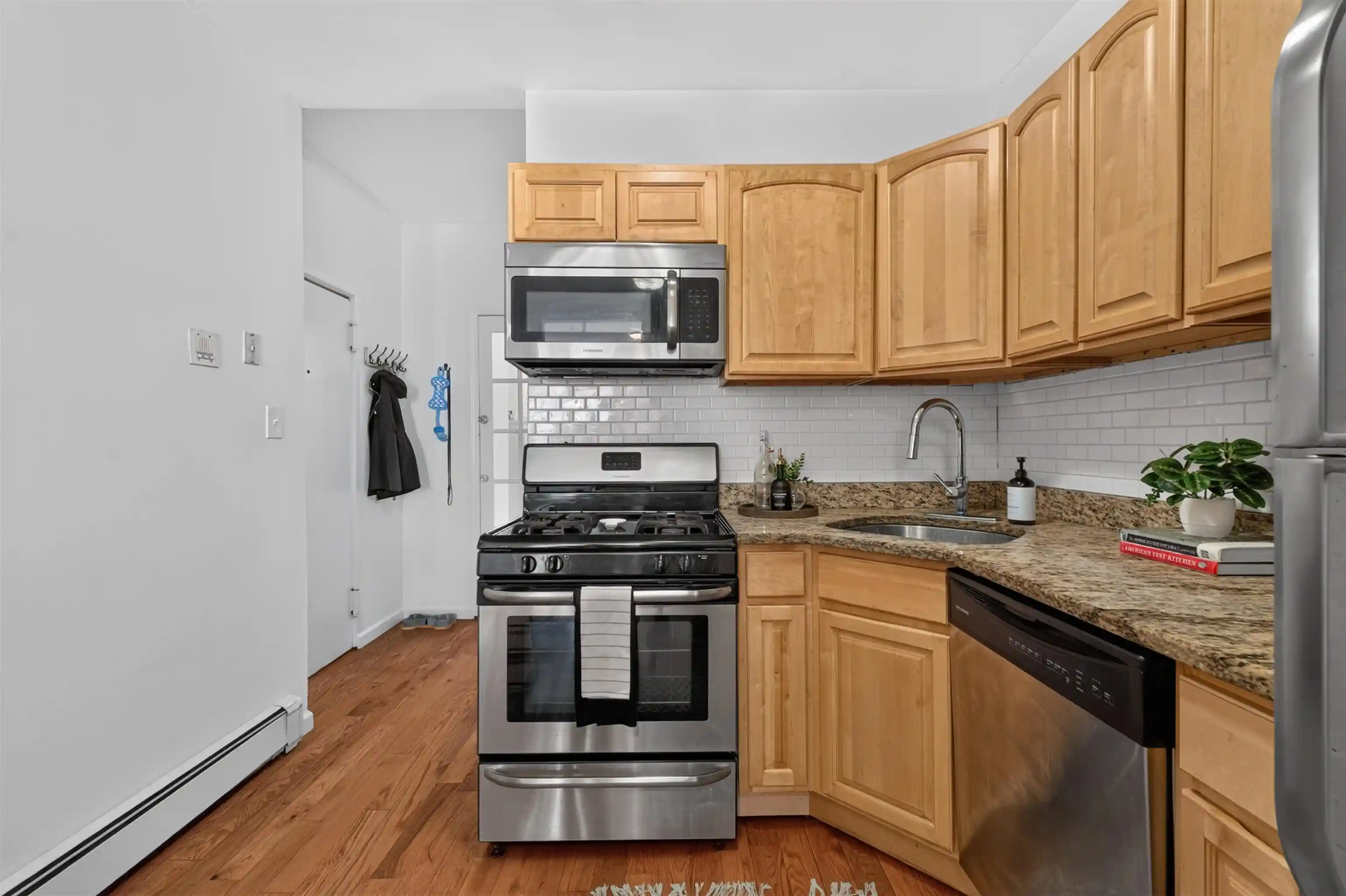 Photo 2 of Condo for sale at 200 Wayne St #1R, Jersey City, NJ 07302 | MLS# 260018562 | Listing updated on 2026-09-17