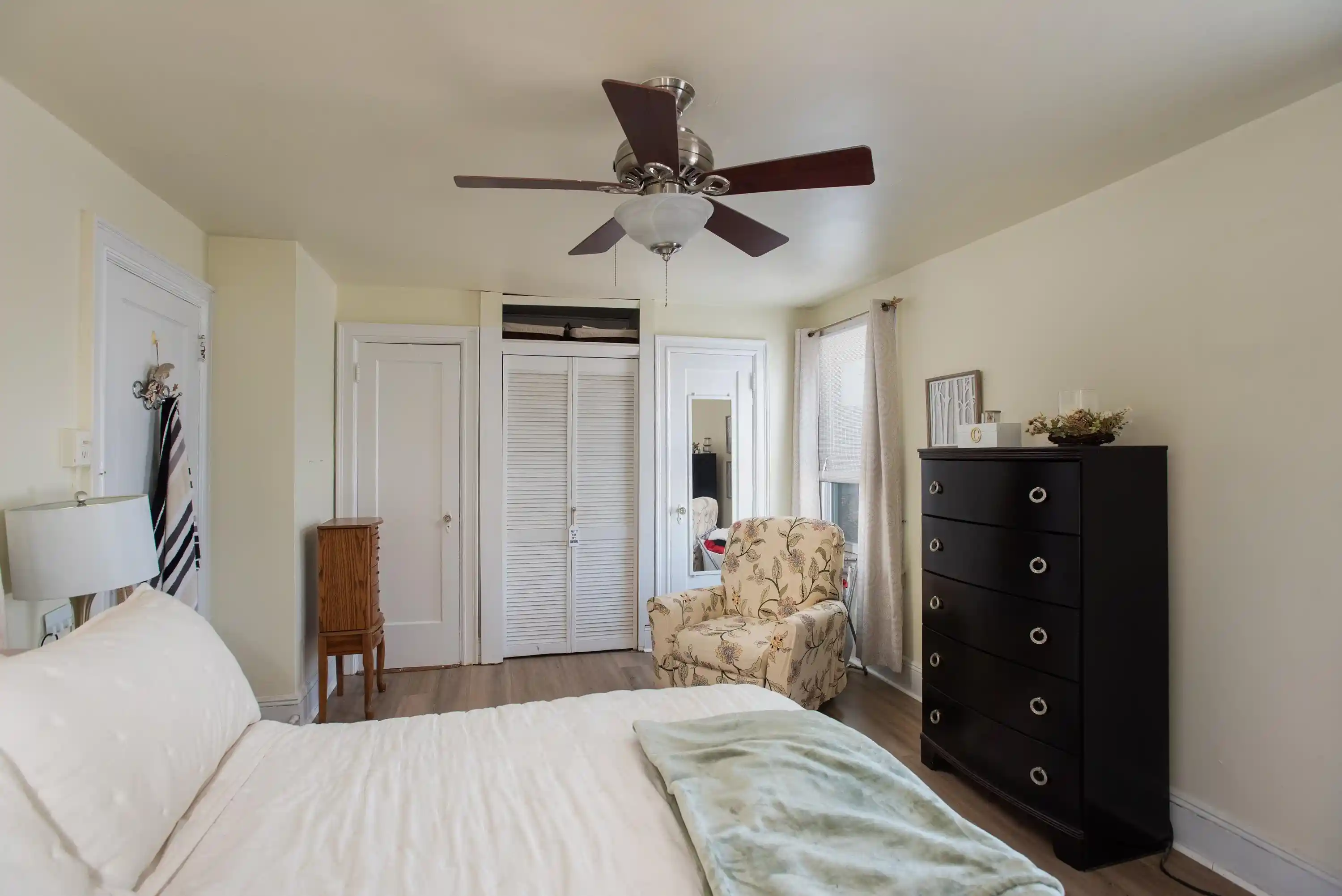 Photo 4 of Single family home for sale at 196 Custer Ave, Jersey City, NJ 07305 | MLS# 260018579 | Listing updated on 2026-09-16