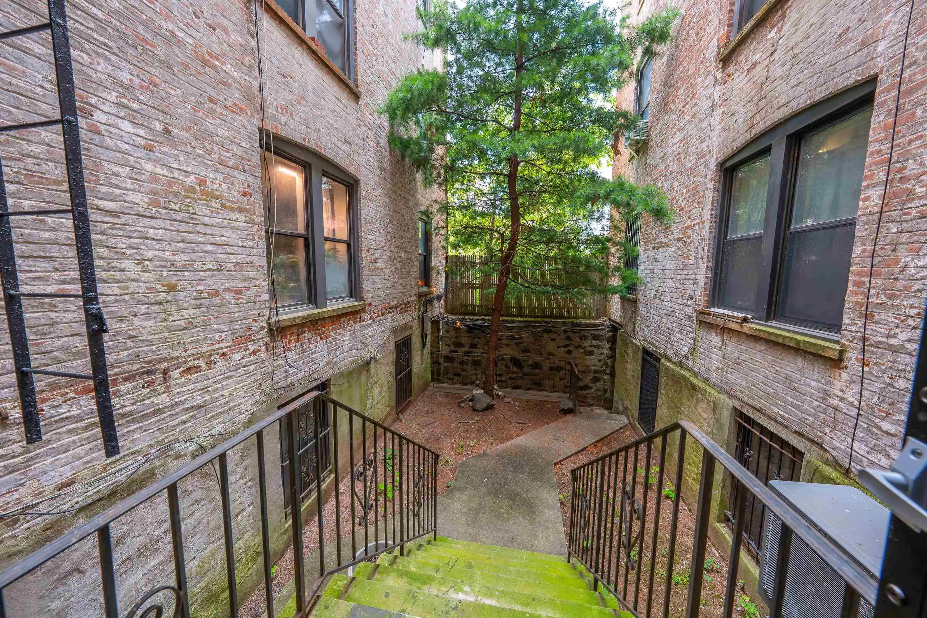 Listing Photo 5 - Condo for sale in building located at 2700 Kennedy Blvd, Union City, NJ 07306 - Unit #102