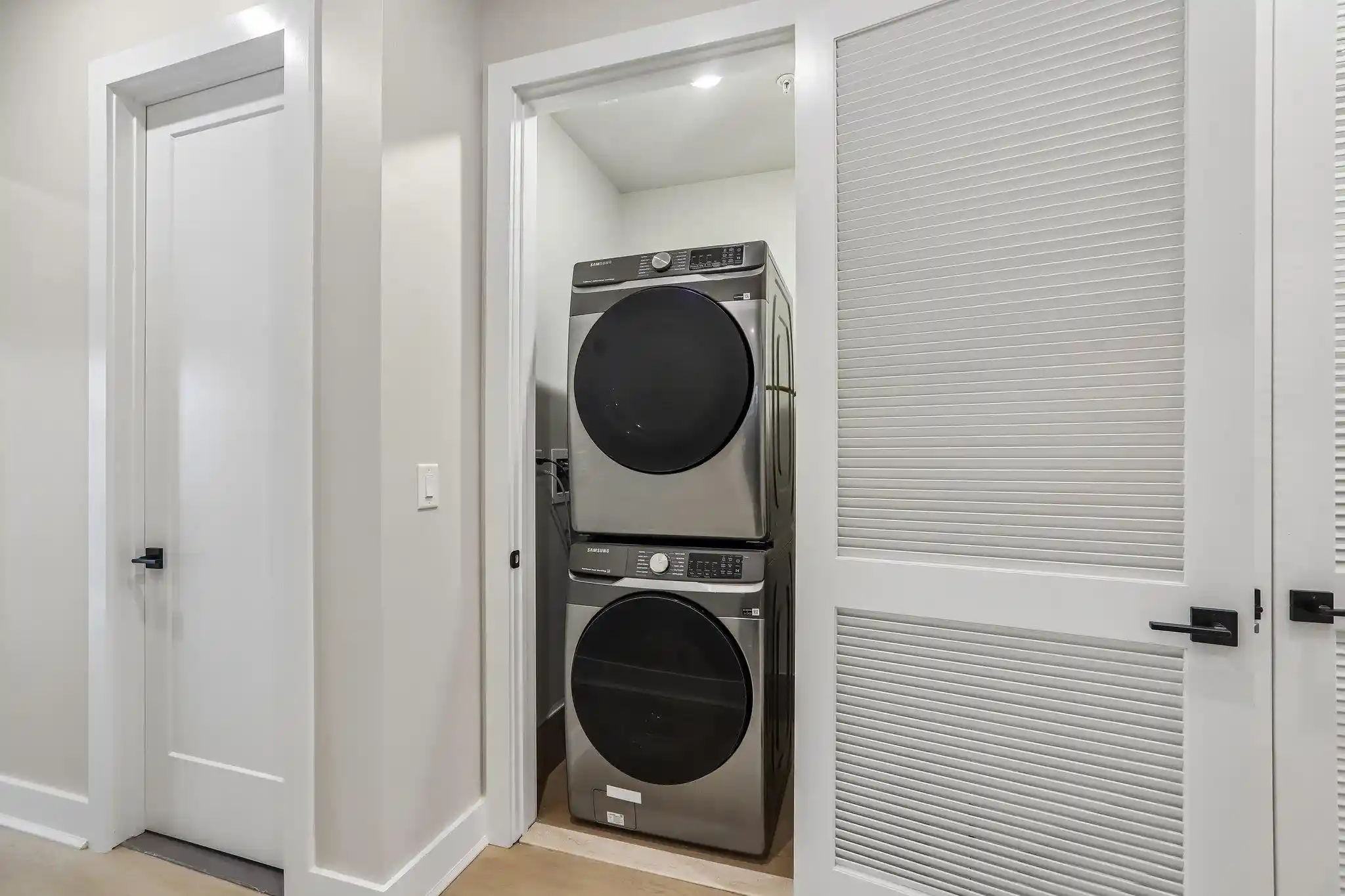 Listing Photo 5 - Condo for sale in building located at 78 Zabriskie St, Jersey City, NJ 07307 - Unit #1