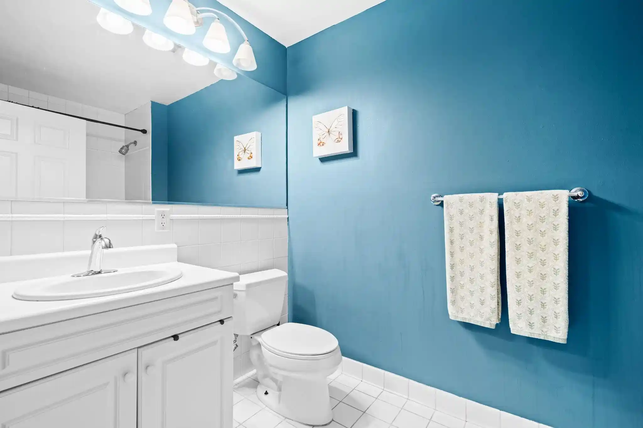 Listing Photo 5 - Condo for sale in building located at 40 Constitution Wy, Jersey City, NJ 07305 - Unit #107