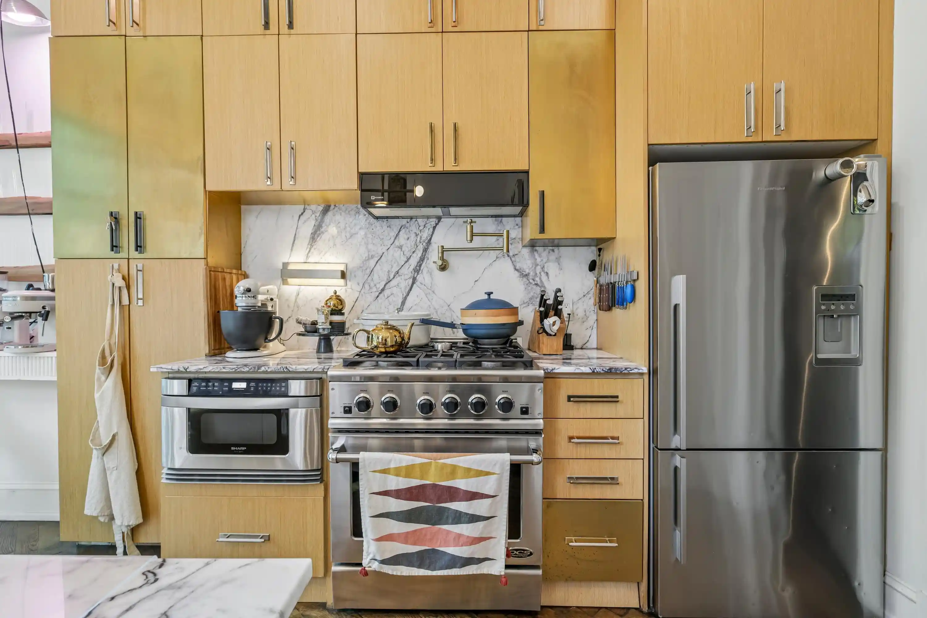 Photo 4 of Single family home for sale at 41 Astor Pl, Jersey City, NJ 07304 | MLS# 260018771 | Listing updated on 2026-09-18