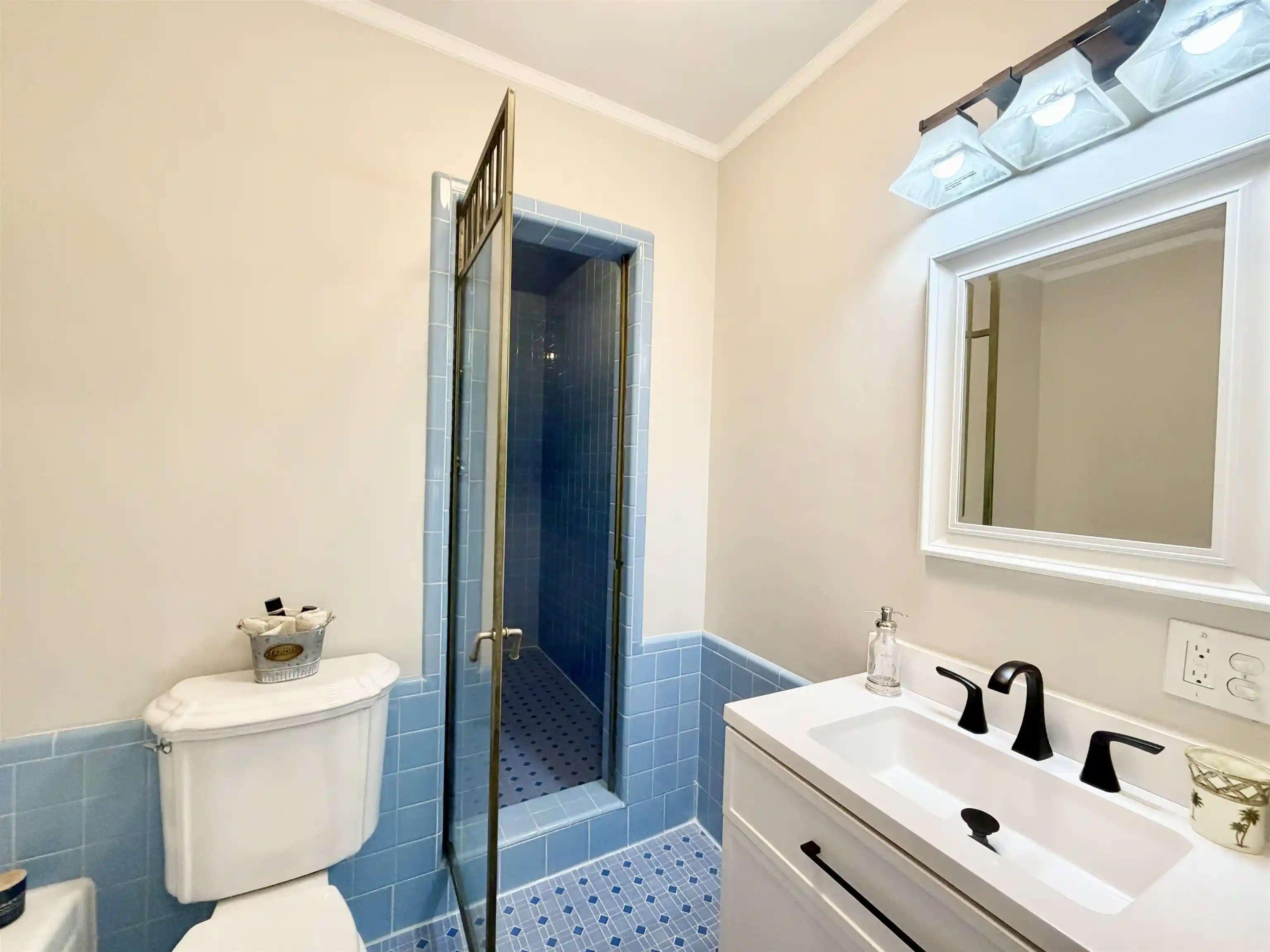 Photo 3 of Condo for sale at 2600 Kennedy Blvd #10C, Jersey City, NJ 07306 | MLS# 260018827 | Listing updated on 2026-09-17