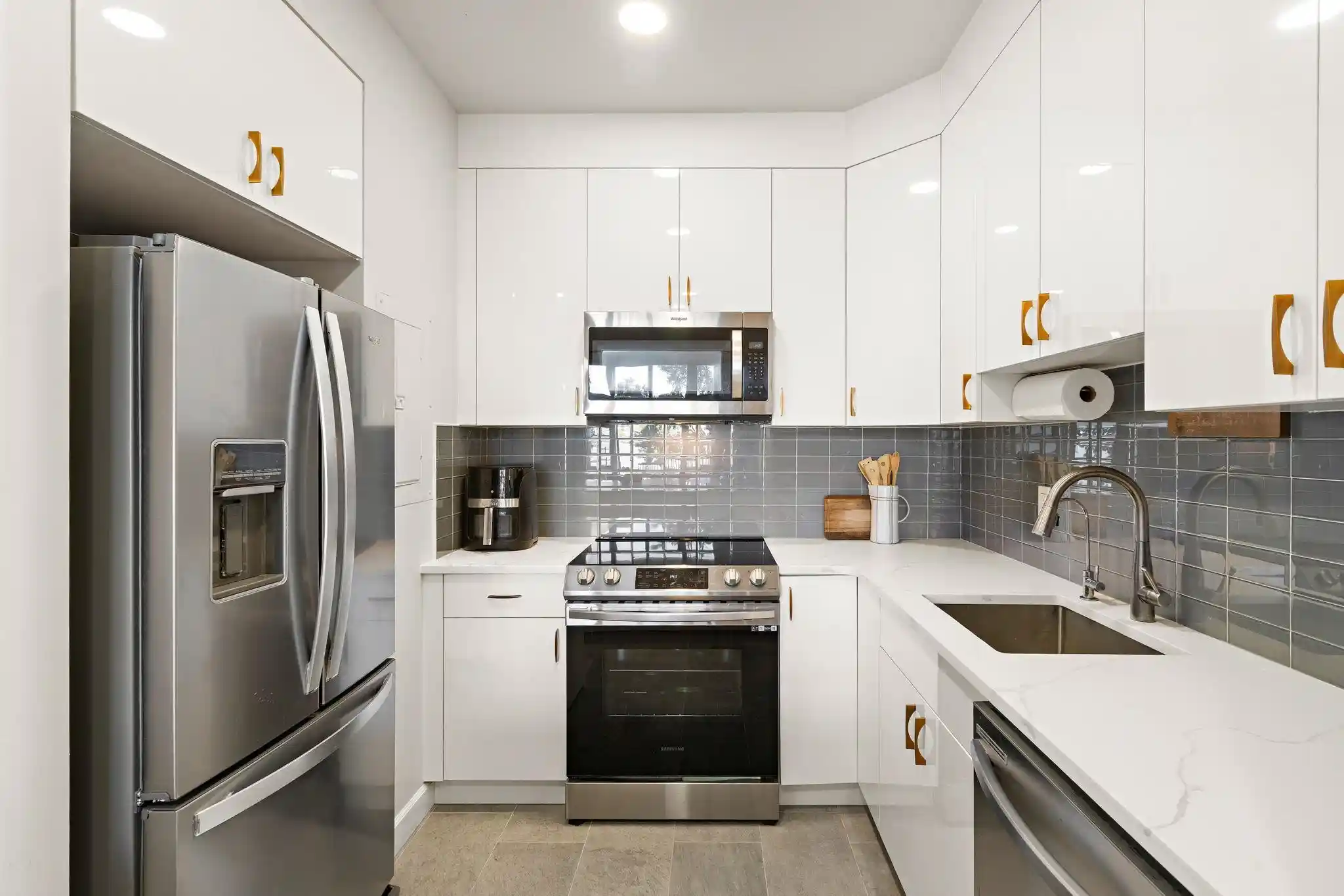 Photo 3 of Condo for sale at 1500 Washington St #1L, Hoboken, NJ 07030 | MLS# 260018839 | Listing updated on 2026-09-18
