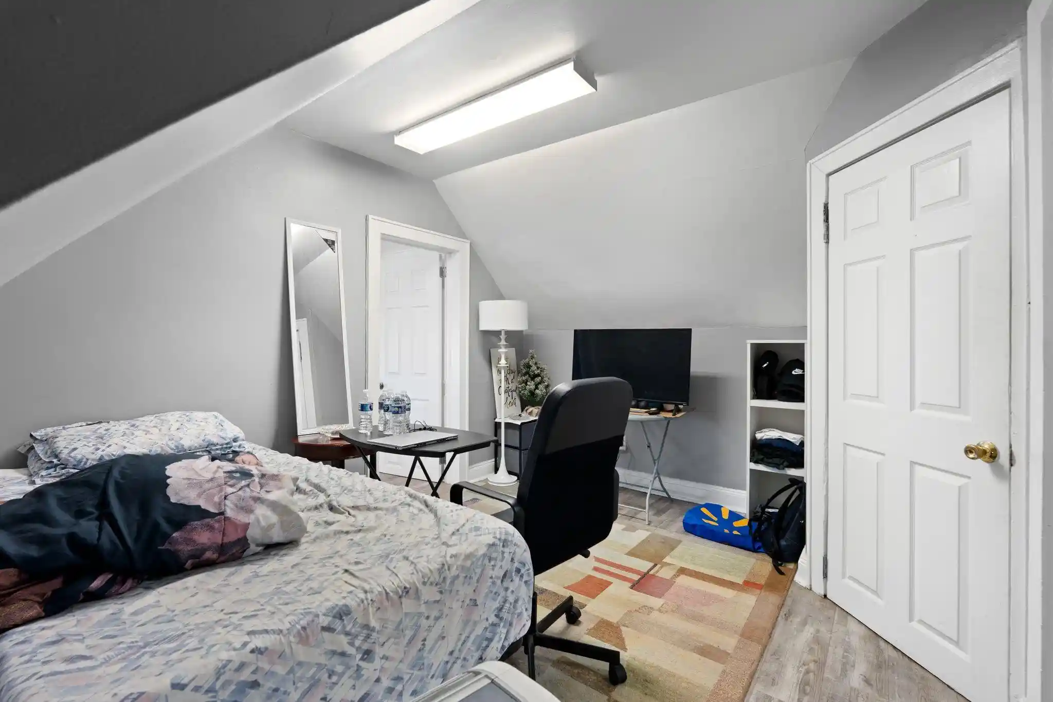 Photo 3 of House for sale at 813 Montgomery St, Jersey City, NJ 07306 | MLS# 260018846 | Listing updated on 2026-09-17