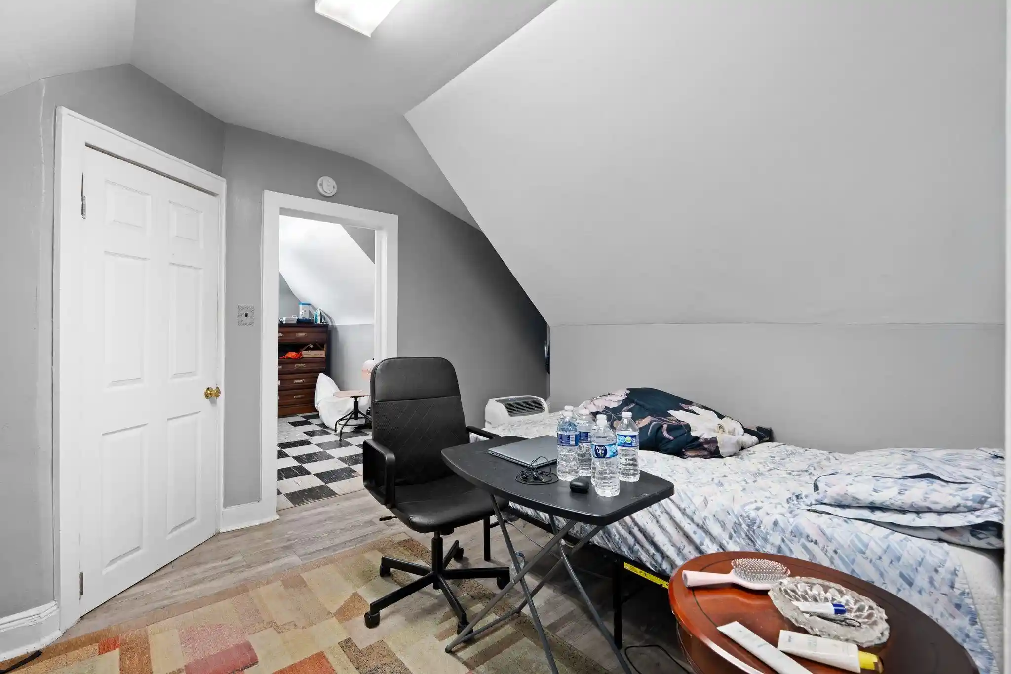 Photo 4 of House for sale at 813 Montgomery St, Jersey City, NJ 07306 | MLS# 260018846 | Listing updated on 2026-09-17