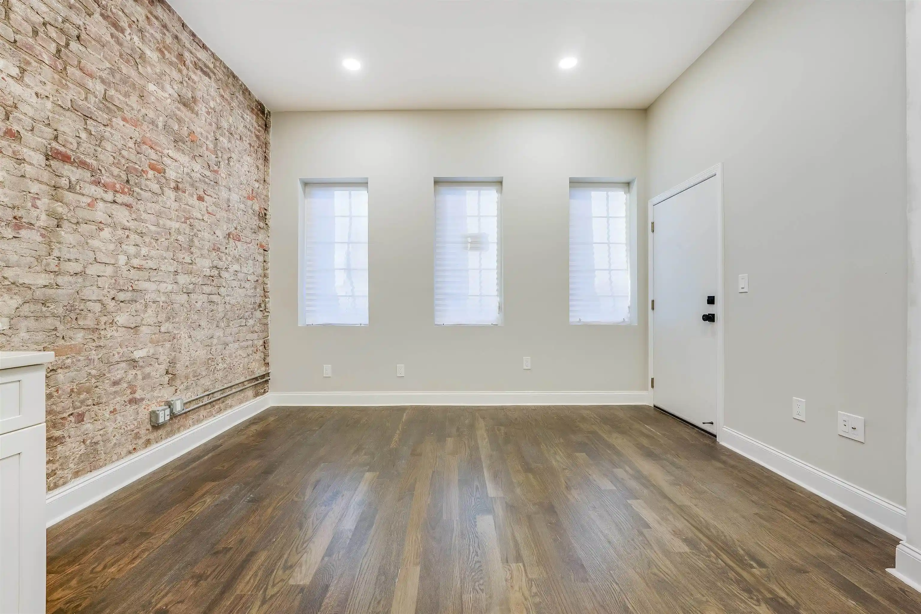 Listing Photo 5 - Condo for sale in building located at 172 Mallory Ave, Jersey City, NJ 07304