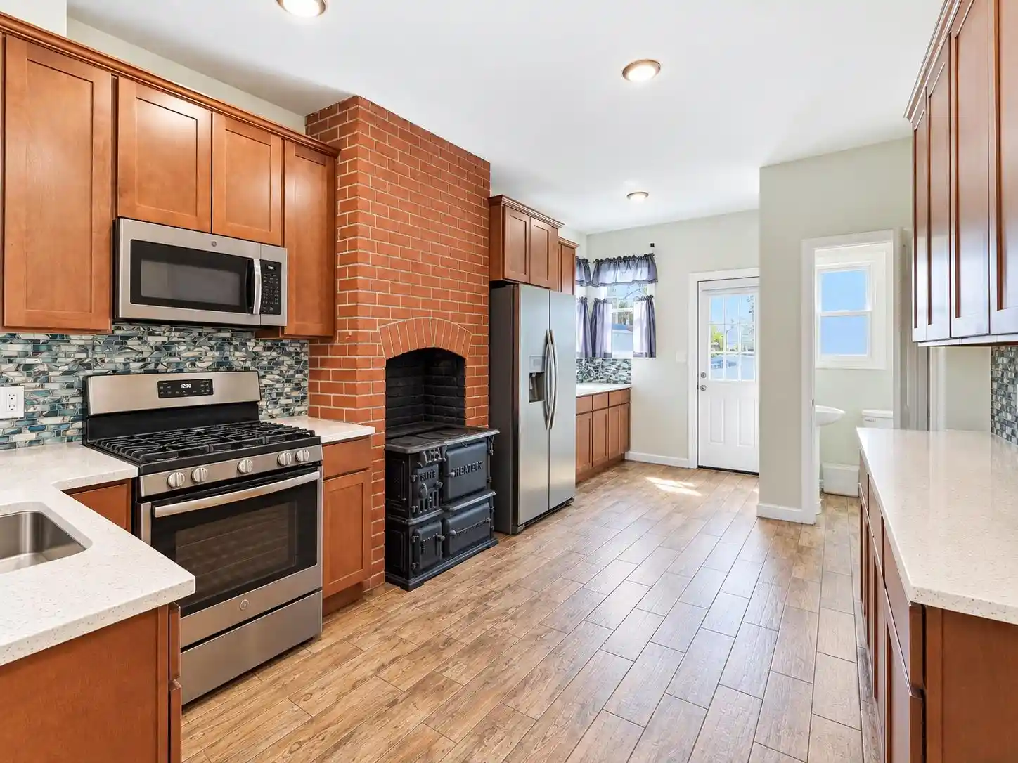 Photo 4 of Single family home for sale at 10 36th Street, Bayonne, NJ 07002 | MLS# 260018986 | Listing updated on 2026-09-19