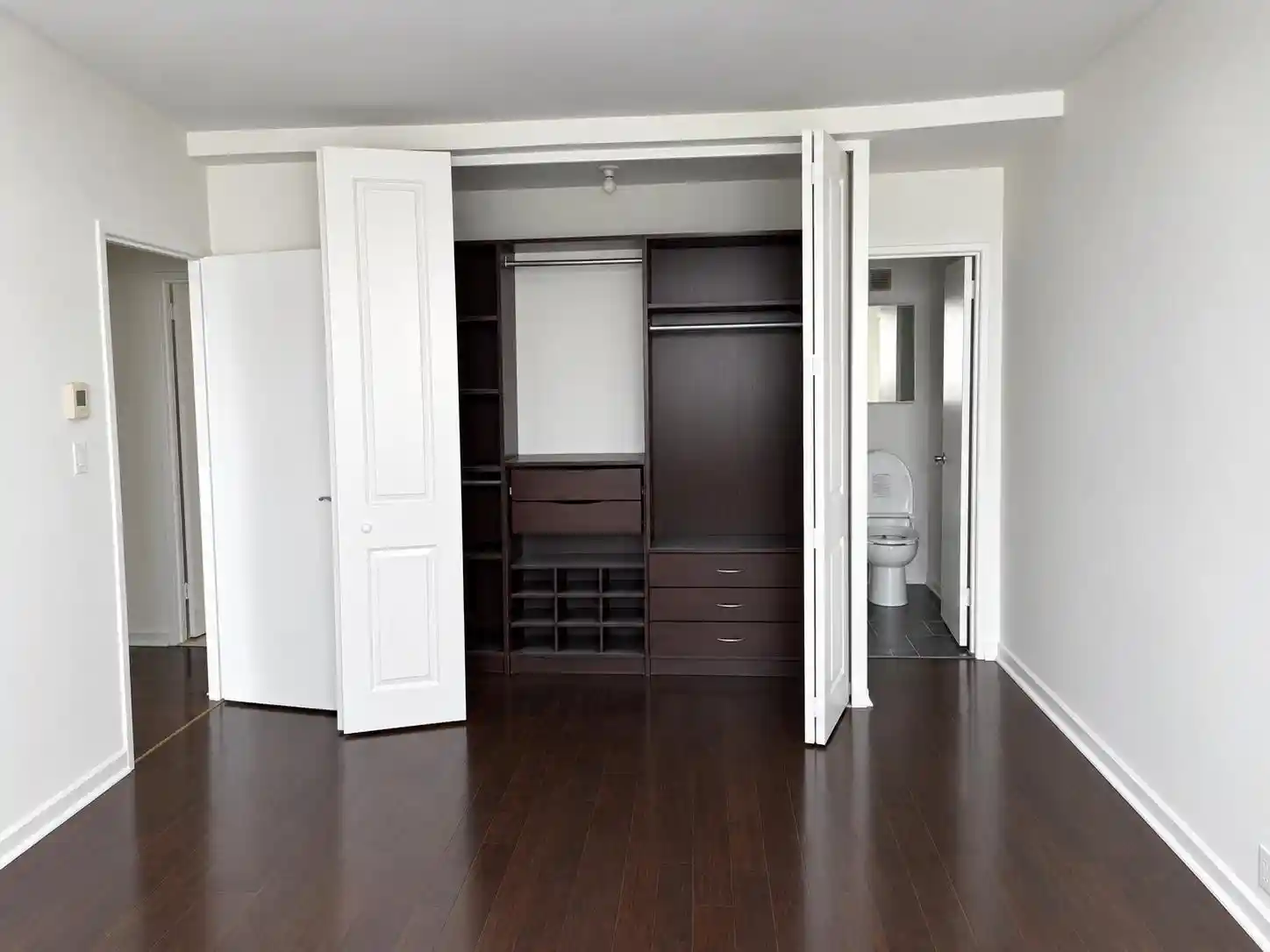 Photo 3 of House for sale at 4 Horizon Rd #1207, Fort Lee, NJ 07024 | MLS# 260018992 | Listing updated on 2026-09-19