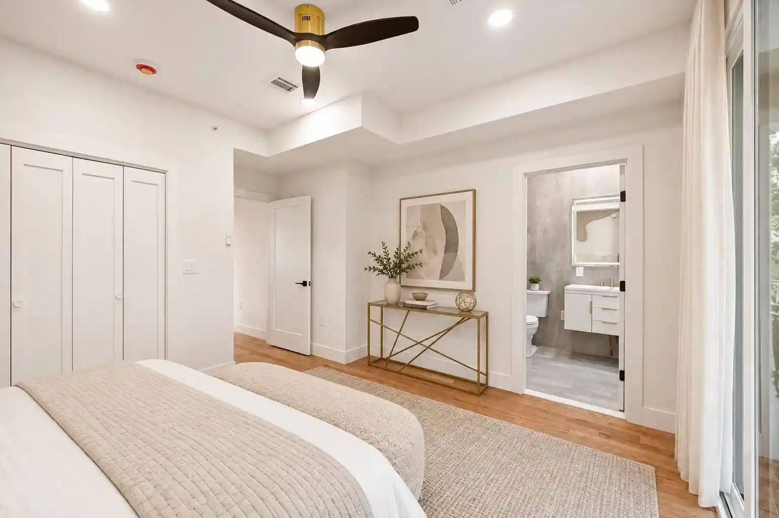 Photo 2 of Condo for sale at 1904 John F Kennedy Blvd #4, Jersey City, NJ 07305 | MLS# 260019089 | Listing updated on 2026-09-29