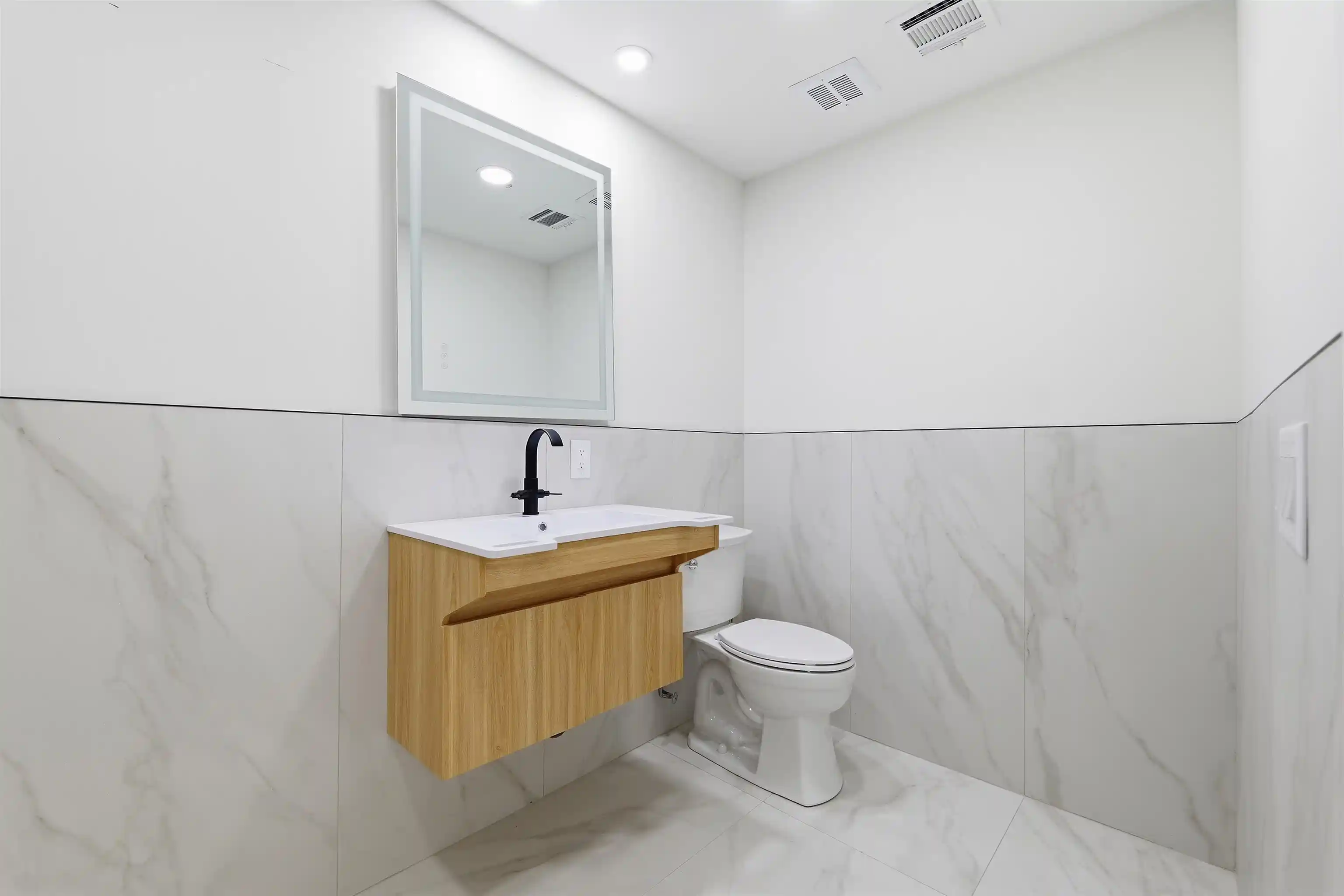 Photo 3 of Condo for sale at 1902 John F Kennedy Blvd #1, Jersey City, NJ 07305 | MLS# 260019093 | Listing updated on 2026-09-21