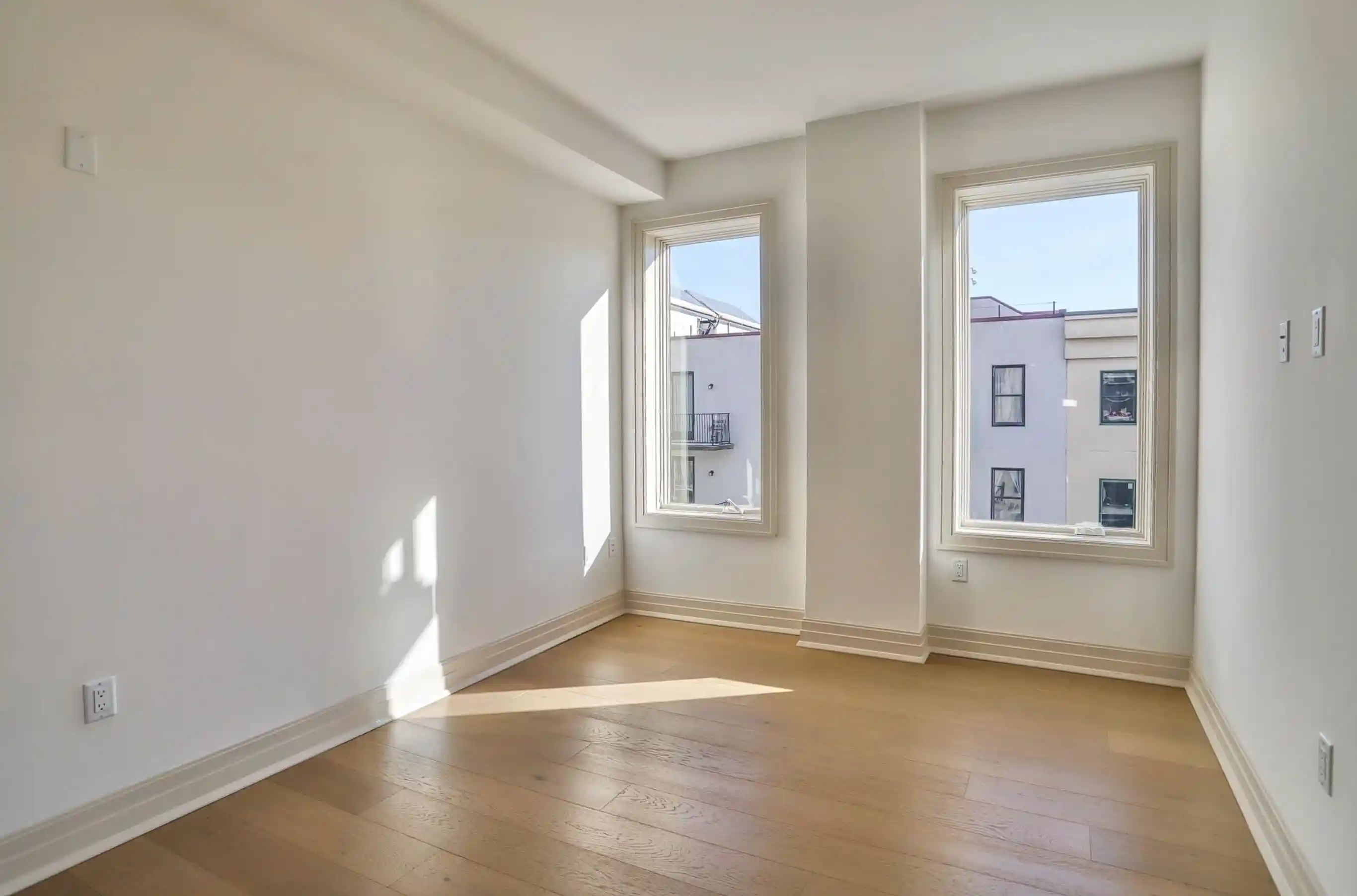 Photo 4 of Condo for sale at 921 Madison St #403, Hoboken, NJ 07030 | MLS# 260019142 | Listing updated on 2026-10-05