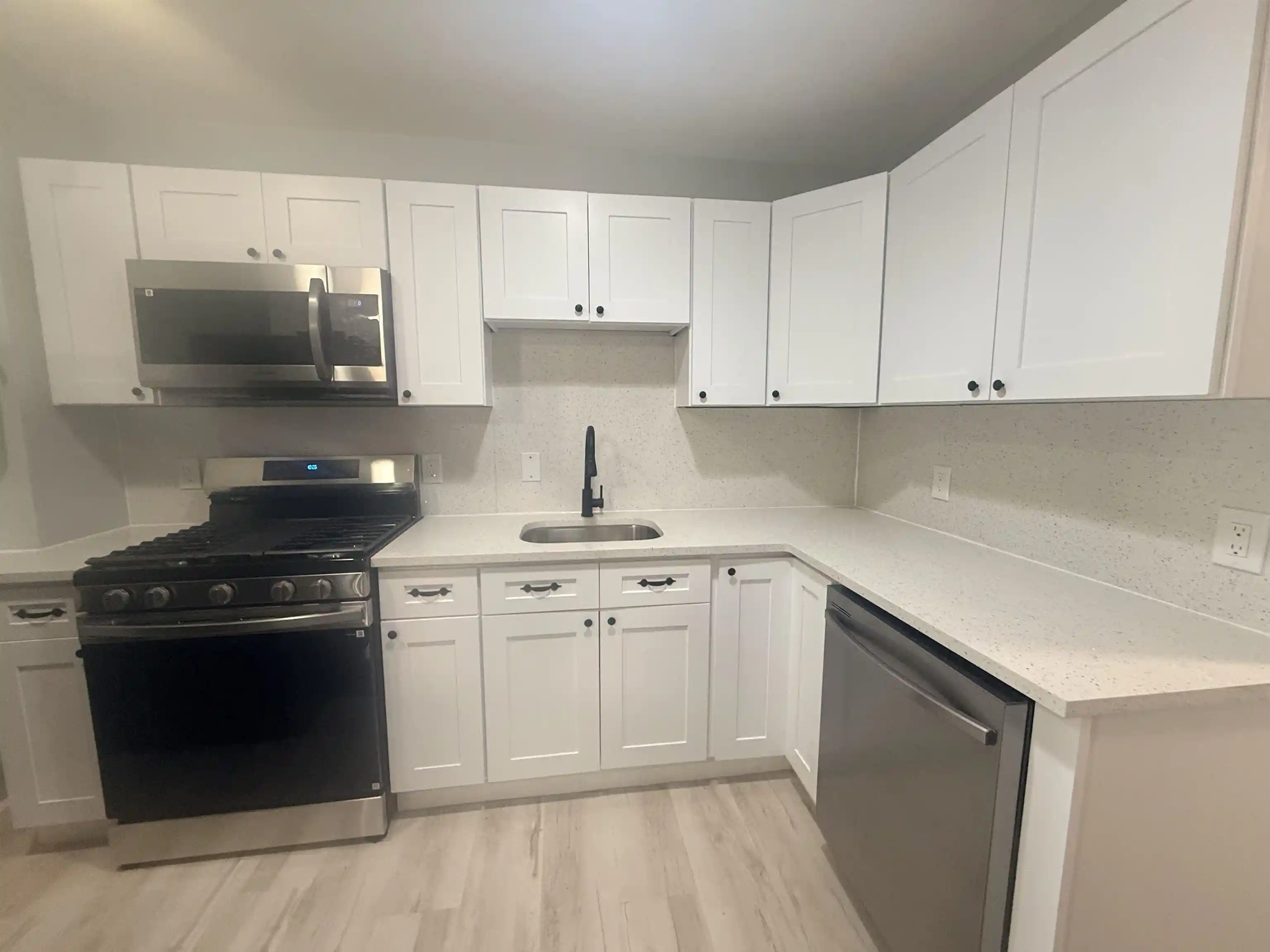 Listing Photo 5 - Condo for sale in building located at 129 Myrtle Ave, Jersey City, NJ 07305