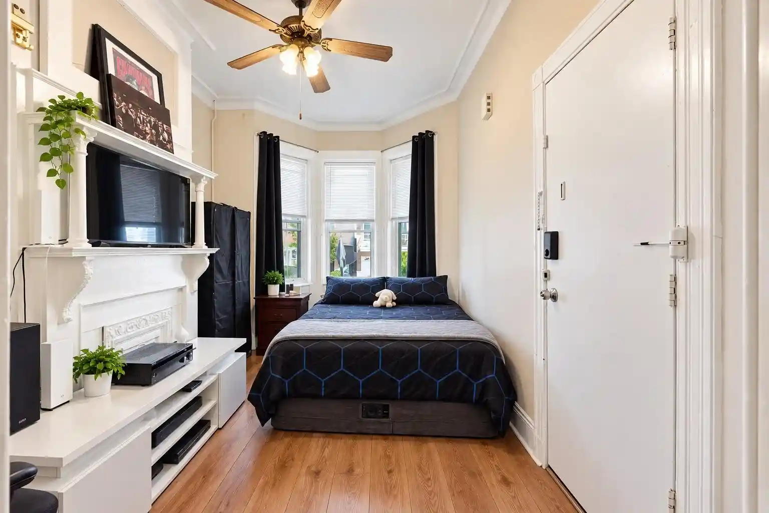 Photo 2 of Multi family home for sale at 37 Poplar St, Jersey City, NJ 07307 | MLS# 260019356 | Listing updated on 2026-10-08
