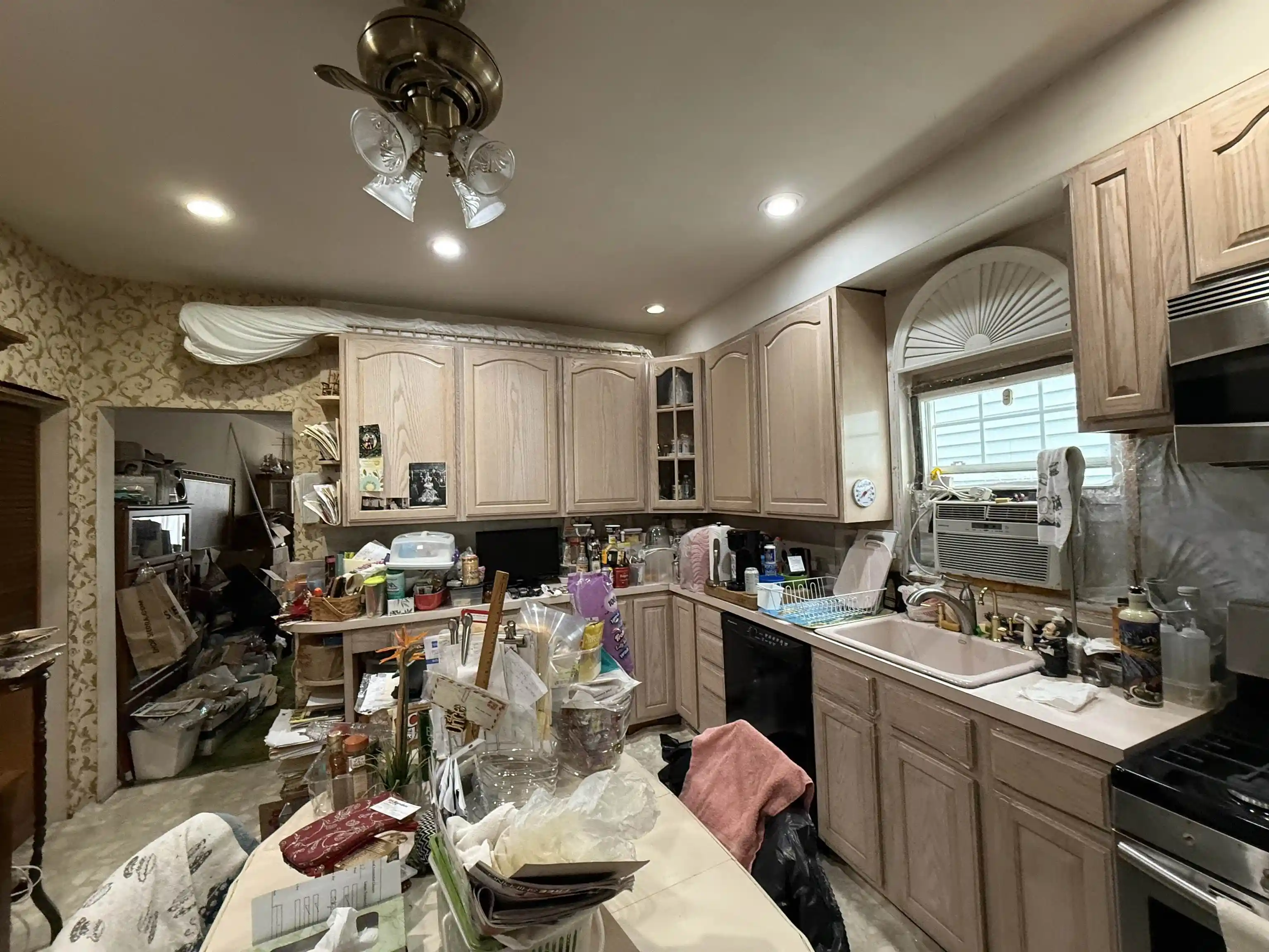 Photo 3 of Single family home for sale at 125 Danforth Ave, Jersey City, NJ 07305 | MLS# 260019423 | Listing updated on 2026-09-25
