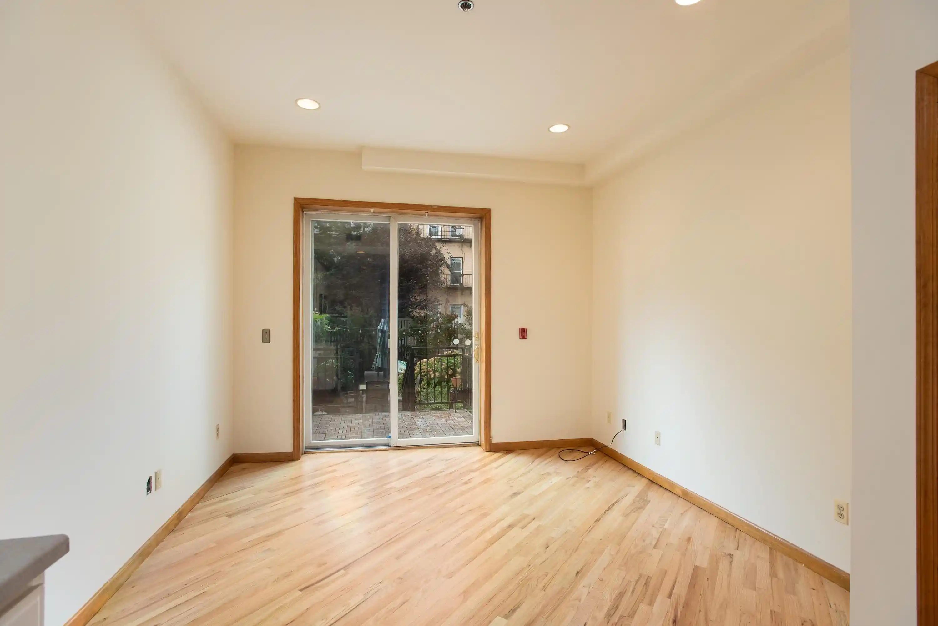 Photo 2 of Condo for sale at 518 Park Ave #1L, Hoboken, NJ 07030 | MLS# 260019526 | Listing updated on 2026-10-09