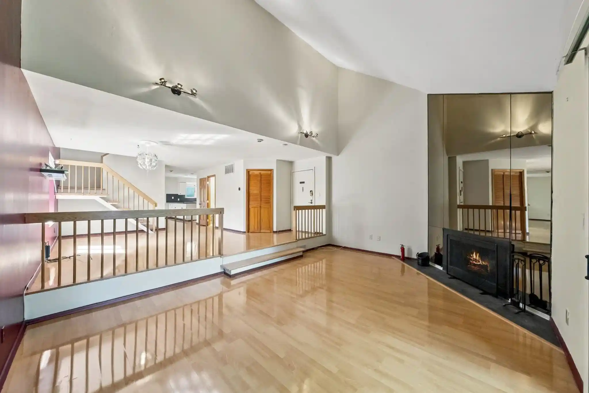 Listing Photo 2 - Condo for sale in building located at 484 Teal Plz, Secaucus, NJ 07094 - Unit #484