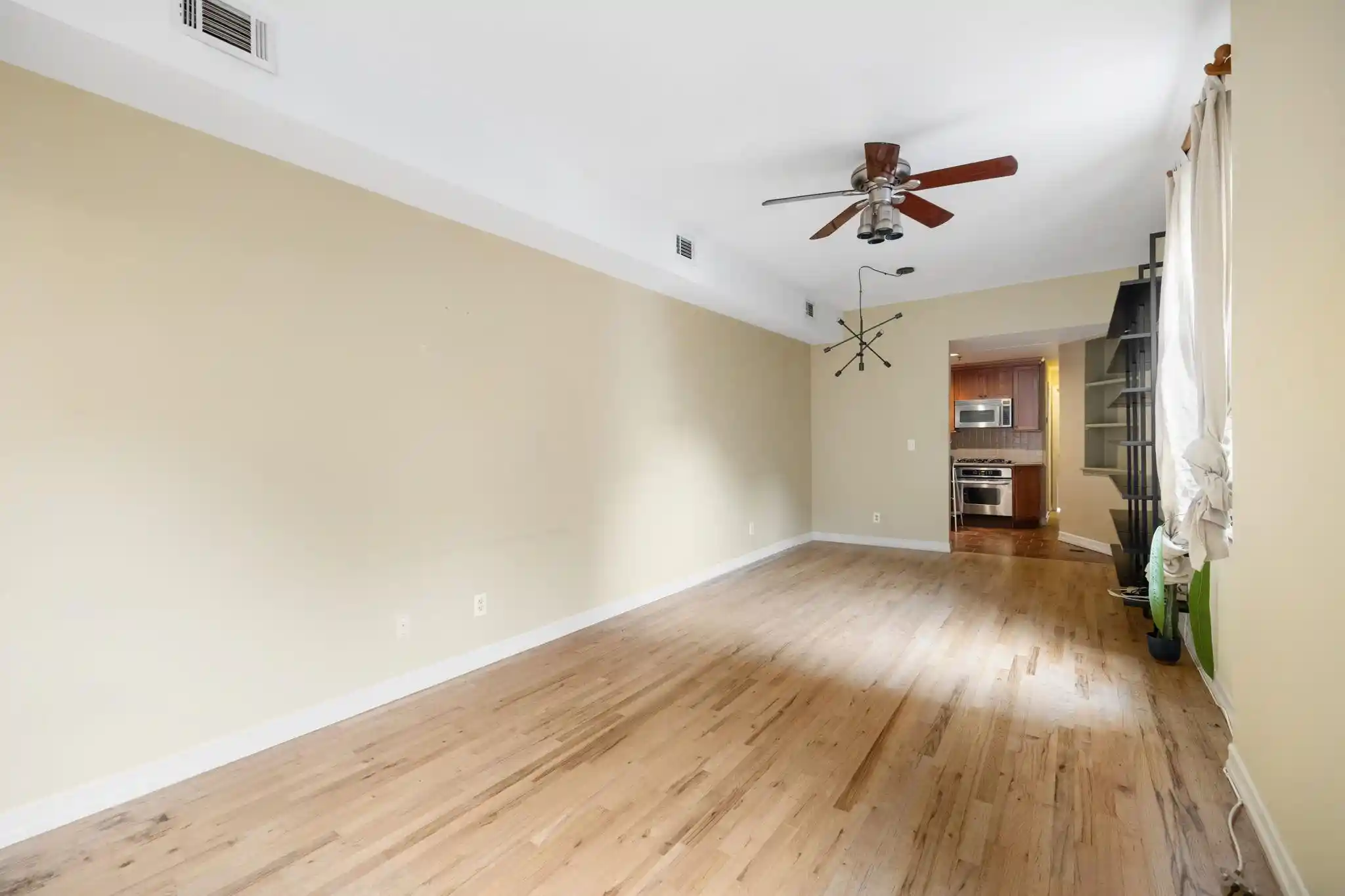 Photo 3 of Condo for sale at 343 Varick St #3R, Jersey City, NJ 07302 | MLS# 260019591 | Listing updated on 2026-10-08