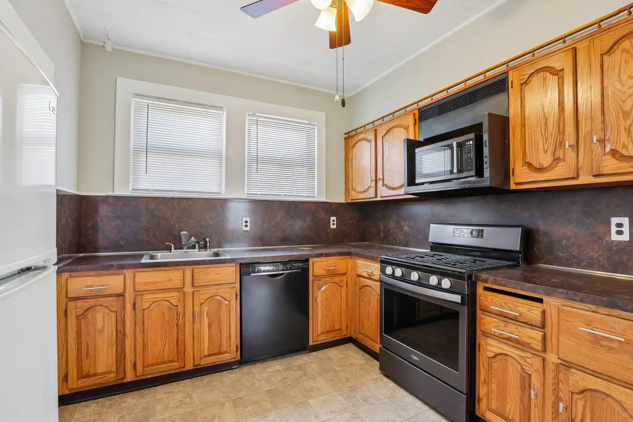 Photo 3 of Sale Pending at 803 Devon St, Kearny, NJ 07032 | MLS# 260019661 | Listing updated on 2026-10-07