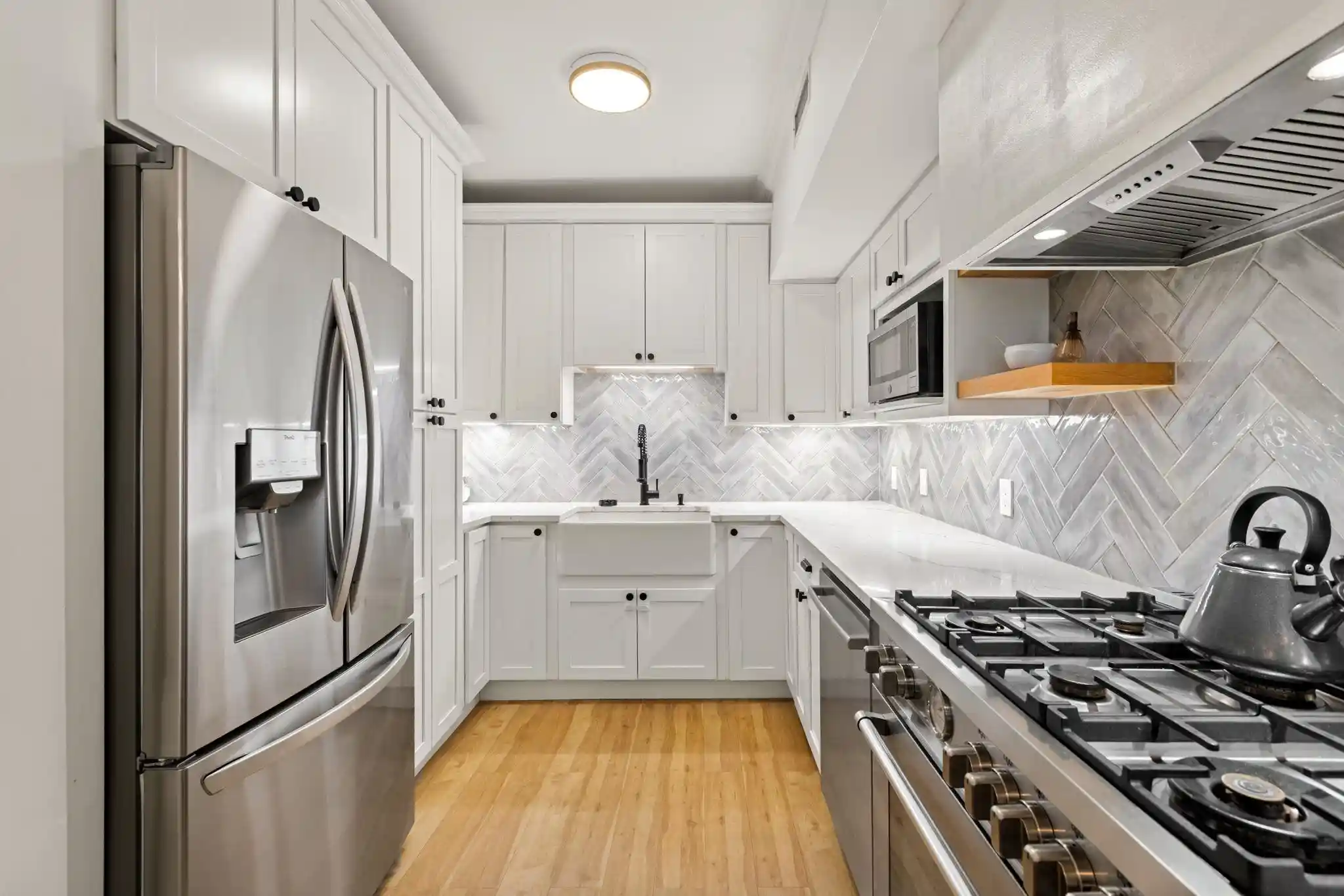 Listing Photo 4 - Condo for sale in building located at 415 Madison St, Hoboken, NJ 07030 - Unit #2