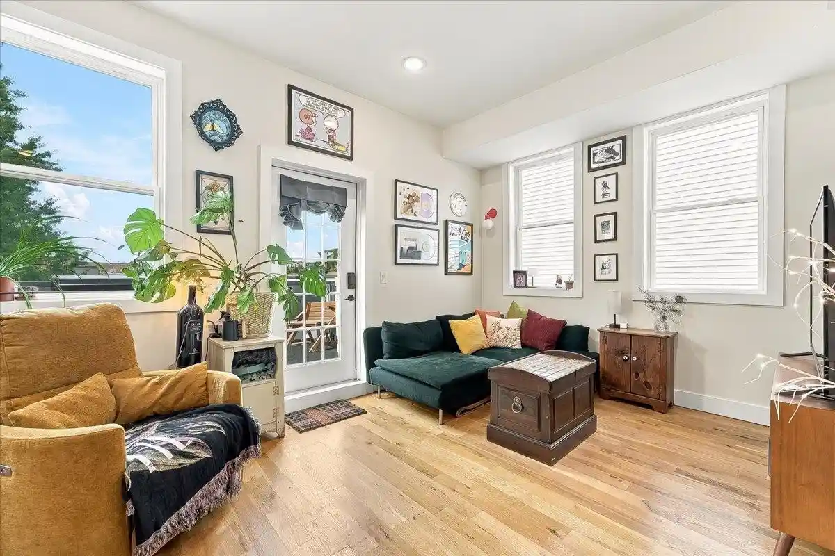 Photo 3 of Condo for sale at 543 Palisade Ave #4, Jersey City, NJ 07307 | MLS# 260019721 | Listing updated on 2026-10-06