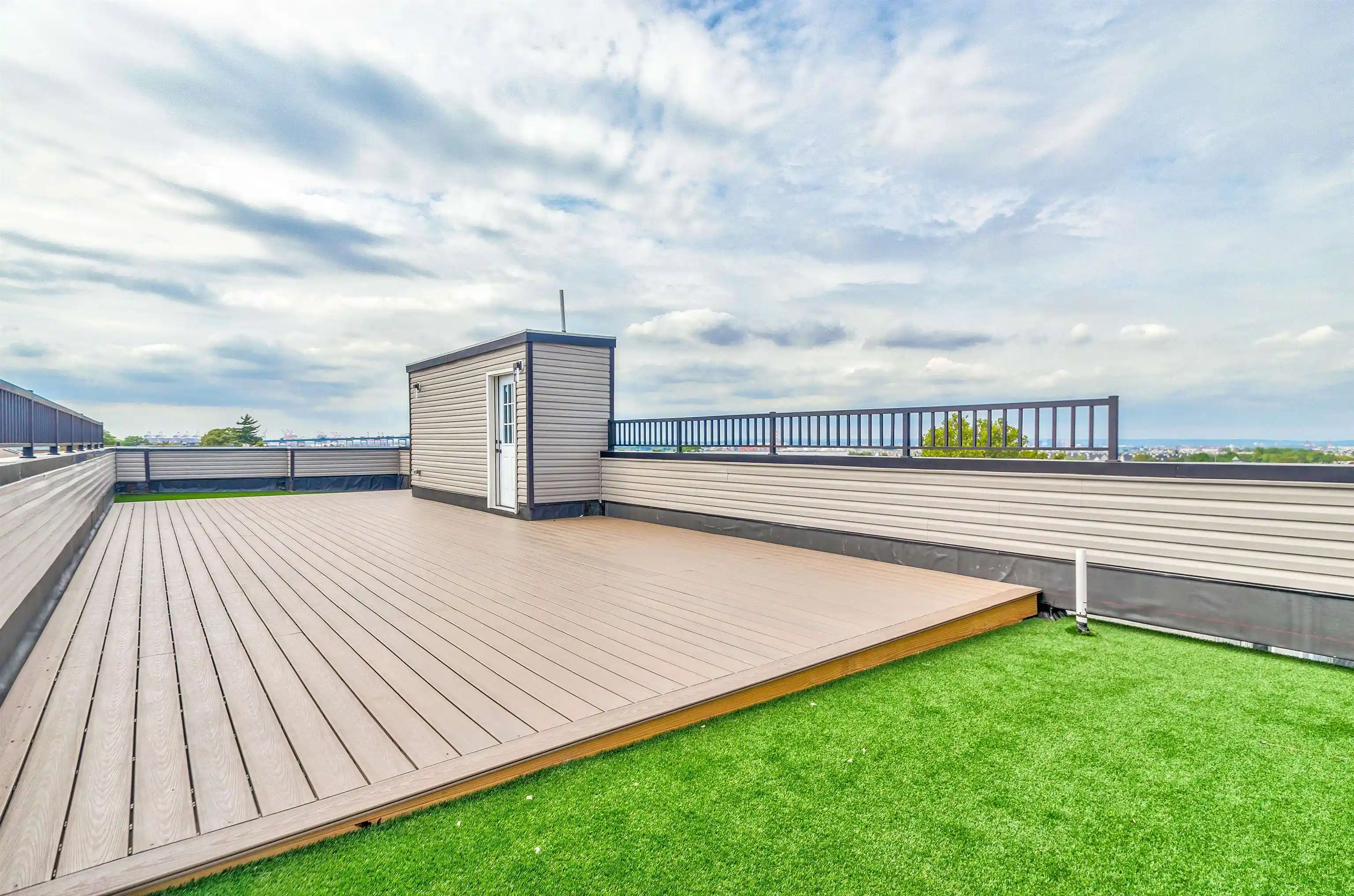 Listing Photo 4 - Condo for sale in building located at 282 Danforth Ave, Jersey City, NJ 07304