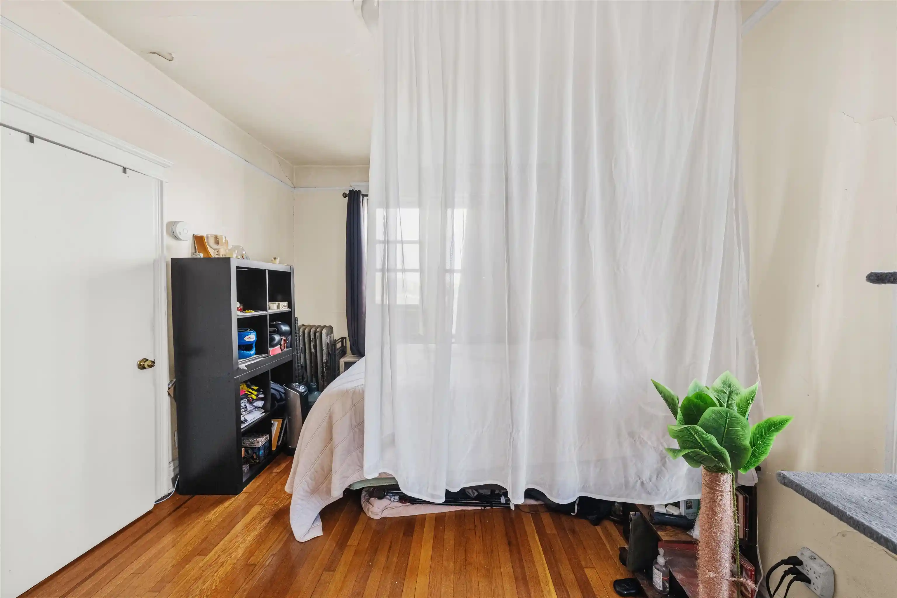 Photo 3 of Sale Pending at 6601 Broadway #E5, West New York, NJ 07093 | MLS# 260019770 | Listing updated on 2026-10-08