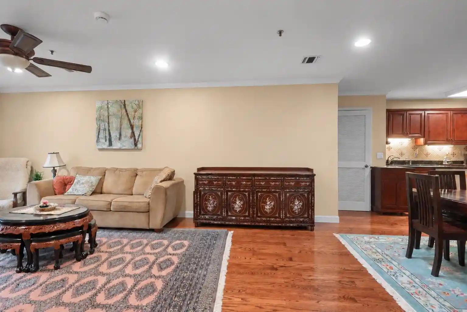 Listing Photo 4 - Condo for sale in building located at 135 38Th St, Union, NJ 07087 - Unit #505
