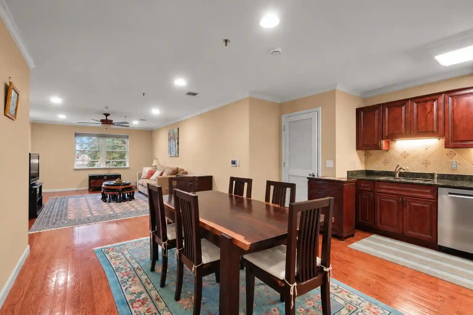 Listing Photo 5 - Condo for sale in building located at 135 38Th St, Union, NJ 07087 - Unit #505