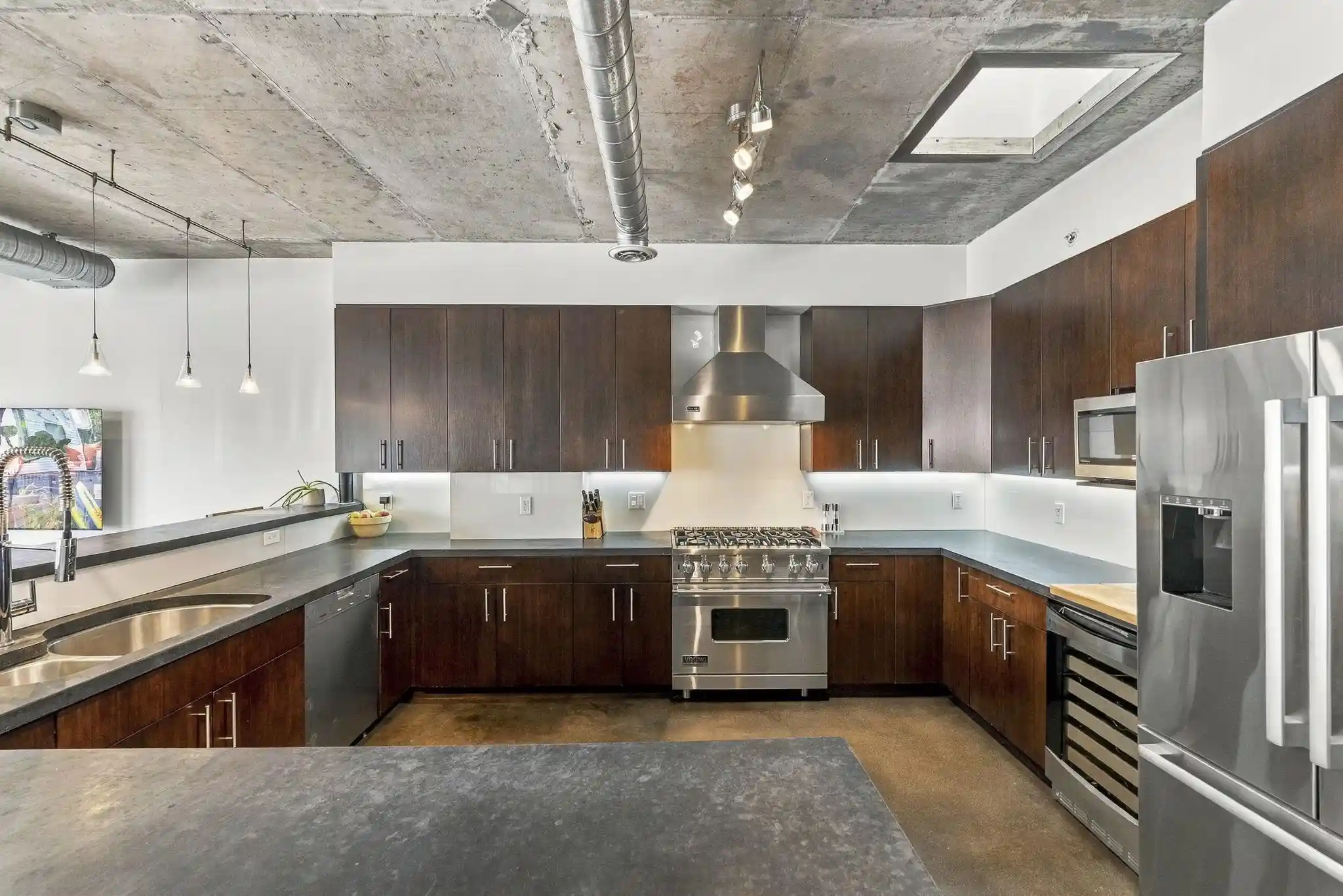 Photo 3 of Sale Pending at 113 117 Garden St #PHB, Hoboken, NJ 07030 | MLS# 260019862 | Listing updated on 2026-10-09