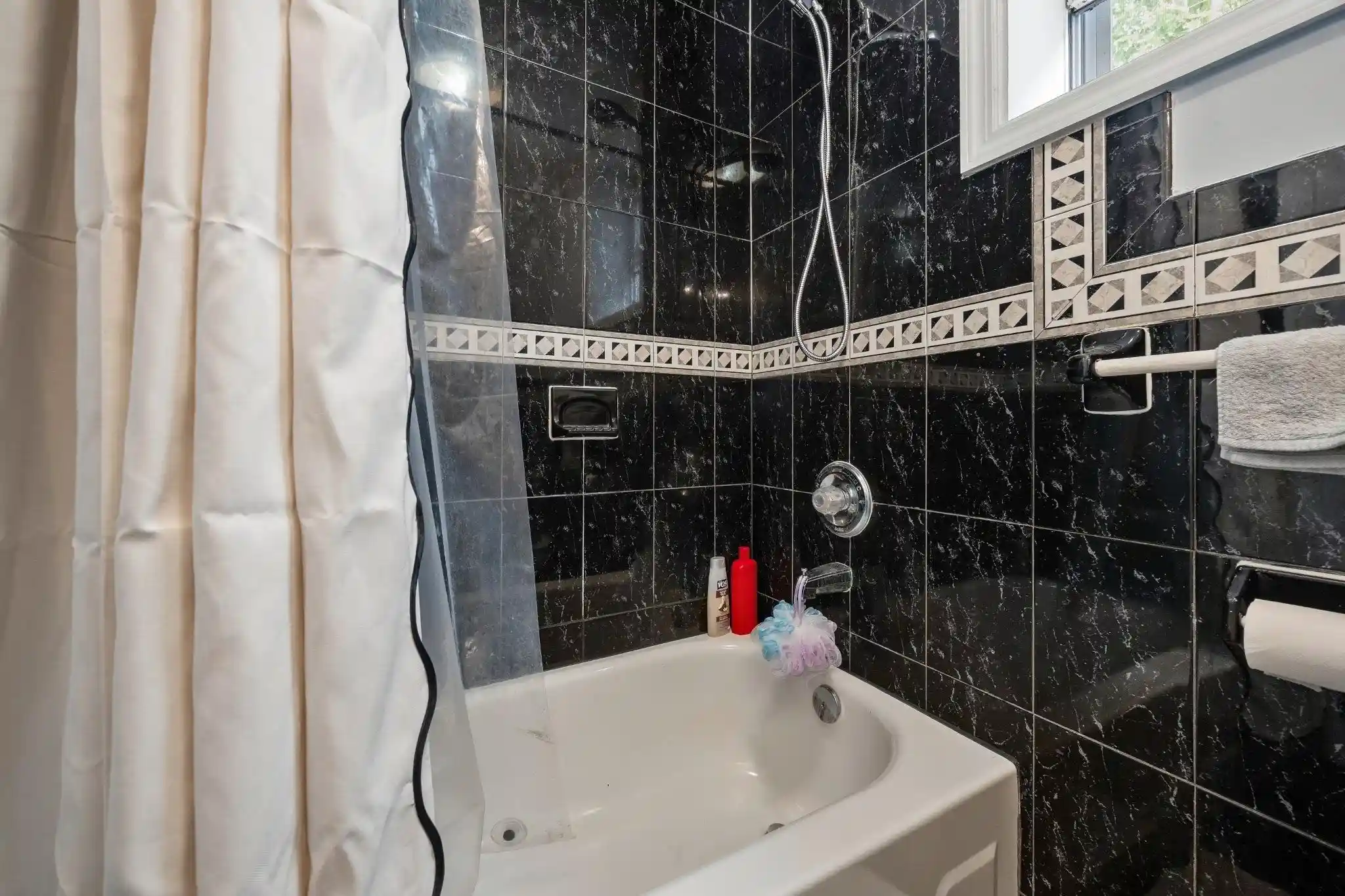 Listing Photo 4 - Condo for sale in building located at 207 Ogden Ave, Jersey City, NJ 07307 - Unit #2R