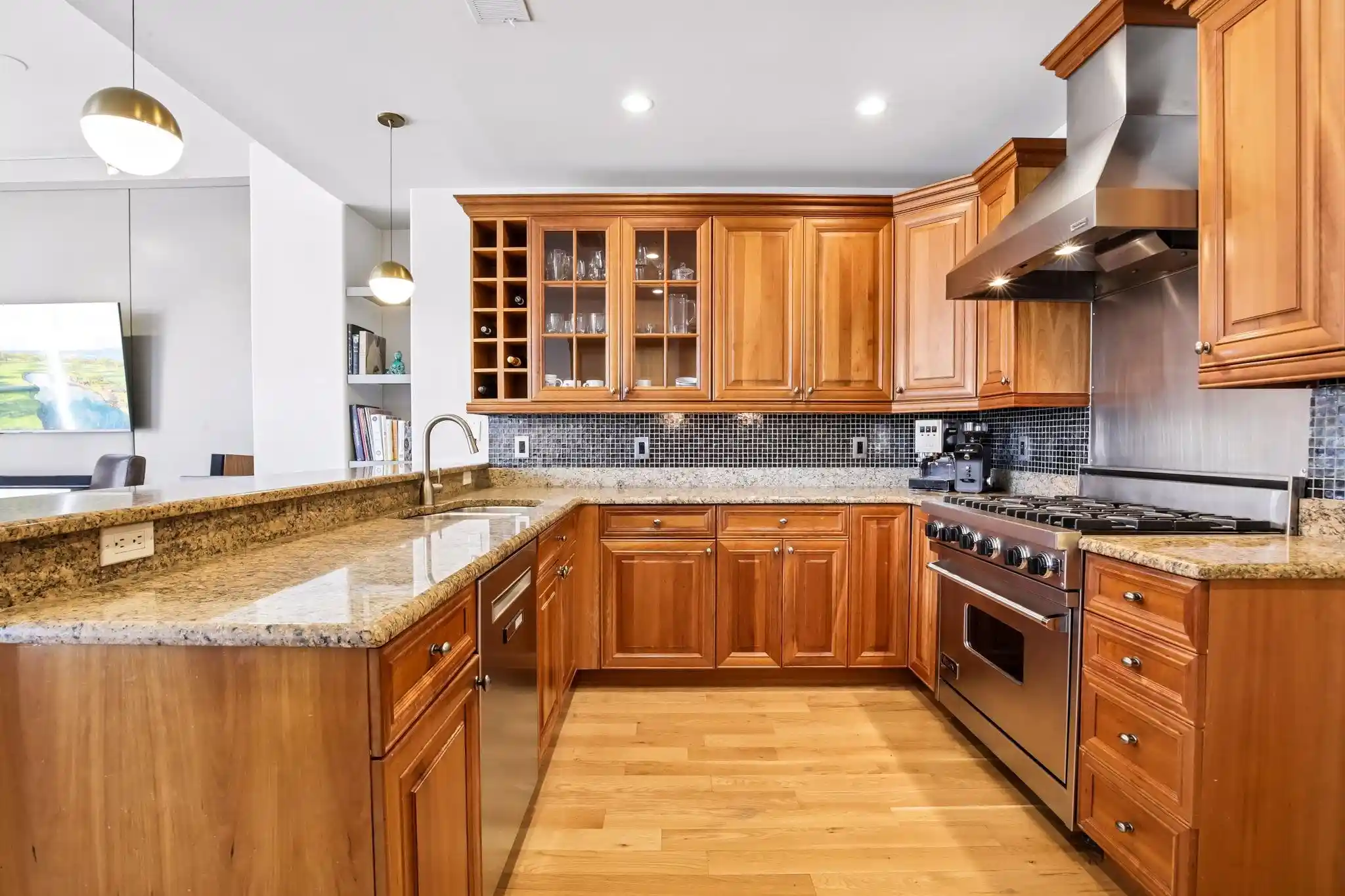 Photo 3 of Sale Pending at 174 Washington St #3M, Jersey City, NJ 07302 | MLS# 260019914 | Listing updated on 2026-10-08
