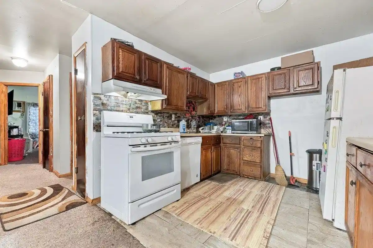 Photo 3 of Condo for sale at 287a Clerk St, Jersey City, NJ 07304 | MLS# 260019933 | Listing updated on 2026-10-06