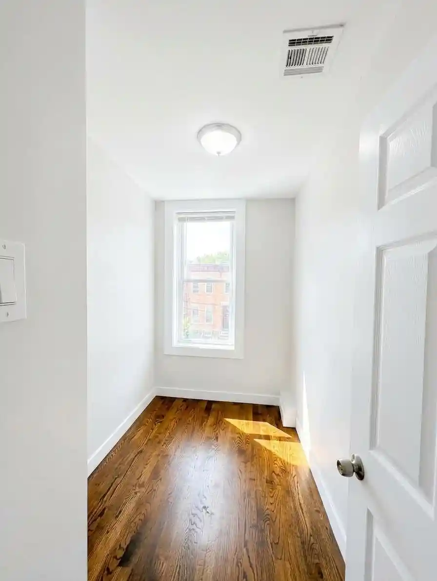 Listing Photo 4 - Condo for sale in building located at 398 Woodlawn Ave, Jersey City, NJ 07305