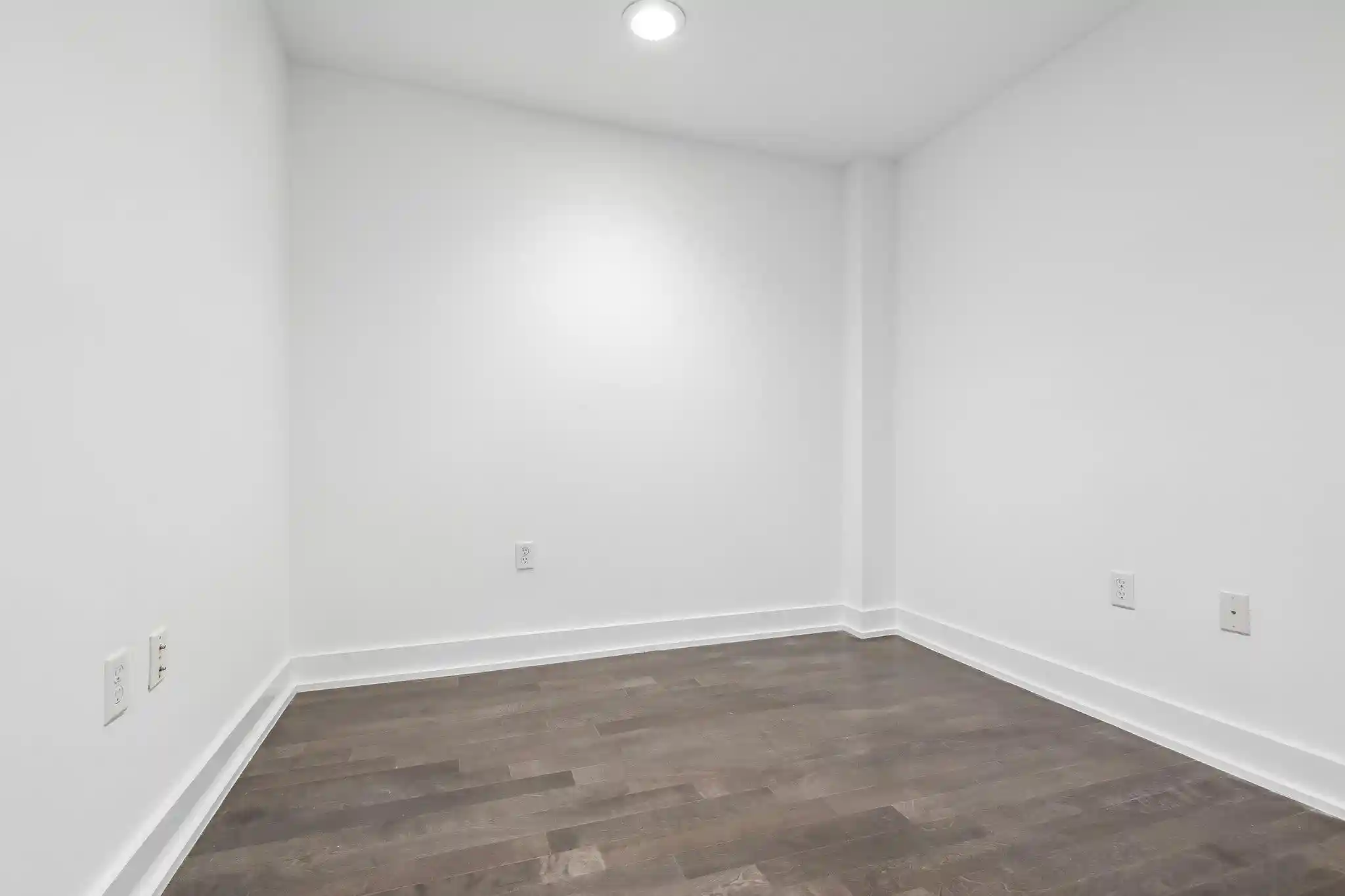 Listing Photo 4 - Condo for sale in building located at 3312 Hudson Ave, Union, NJ 07087 - Unit #4F