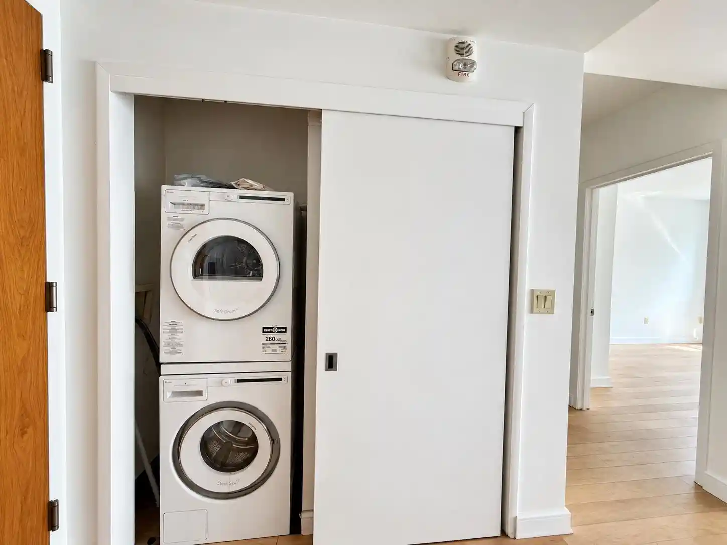 Photo 4 of Condo for sale at 20 Newport Pkwy #2702, Jersey City, NJ 07310 | MLS# 260020015 | Listing updated on 2026-10-06