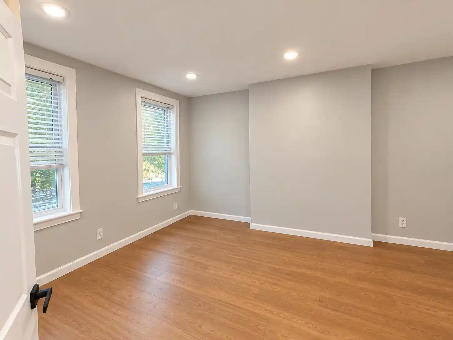 Photo 1 of Single family home for sale at 794 Ocean Ave, Jersey City, NJ 07304 | MLS# 260020032 | Listing updated on 2026-10-04