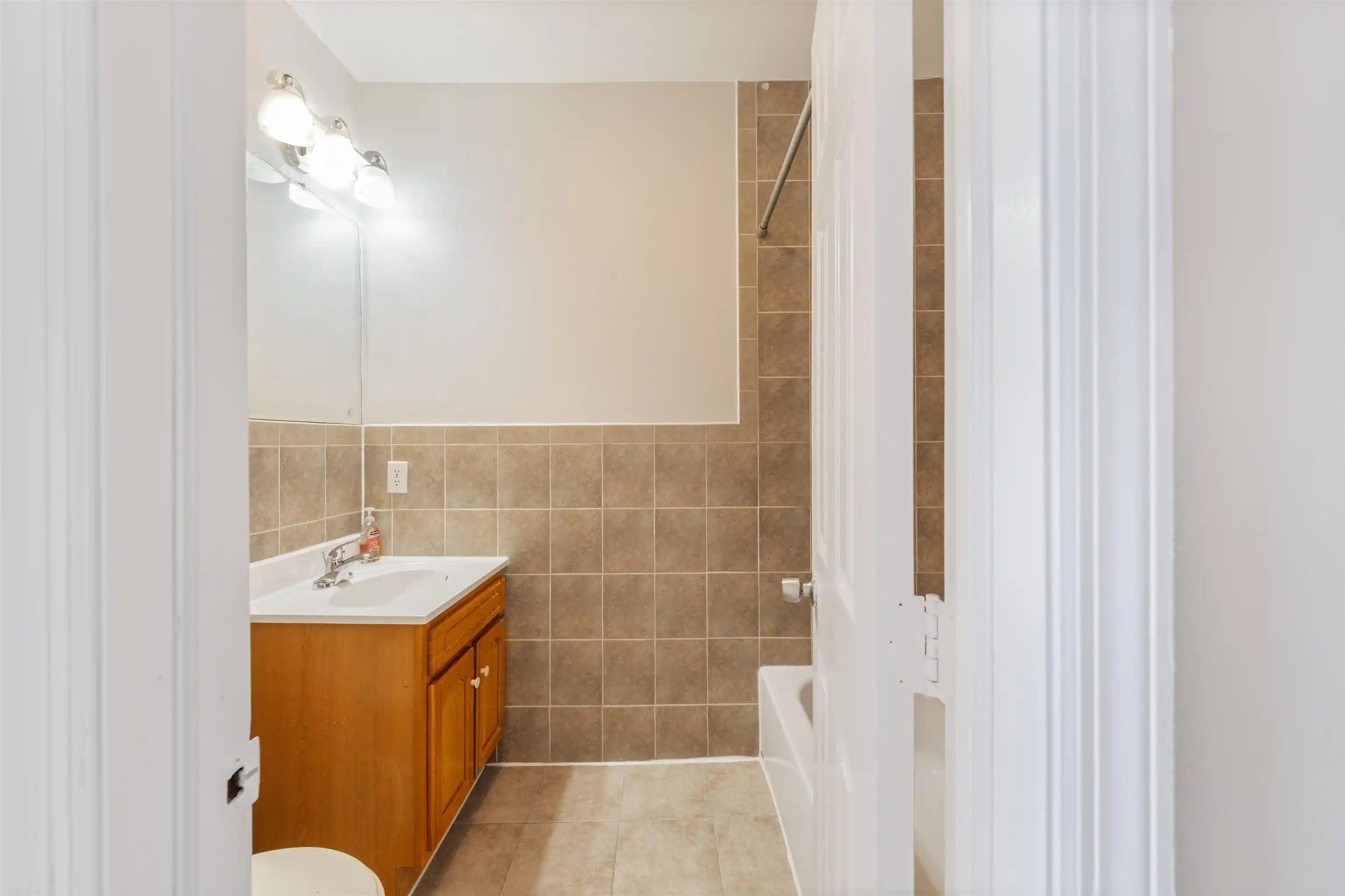 Photo 3 of Condo for sale at 9 Sanford Pl #301, Jersey City, NJ 07307 | MLS# 260020128 | Listing updated on 2026-10-06