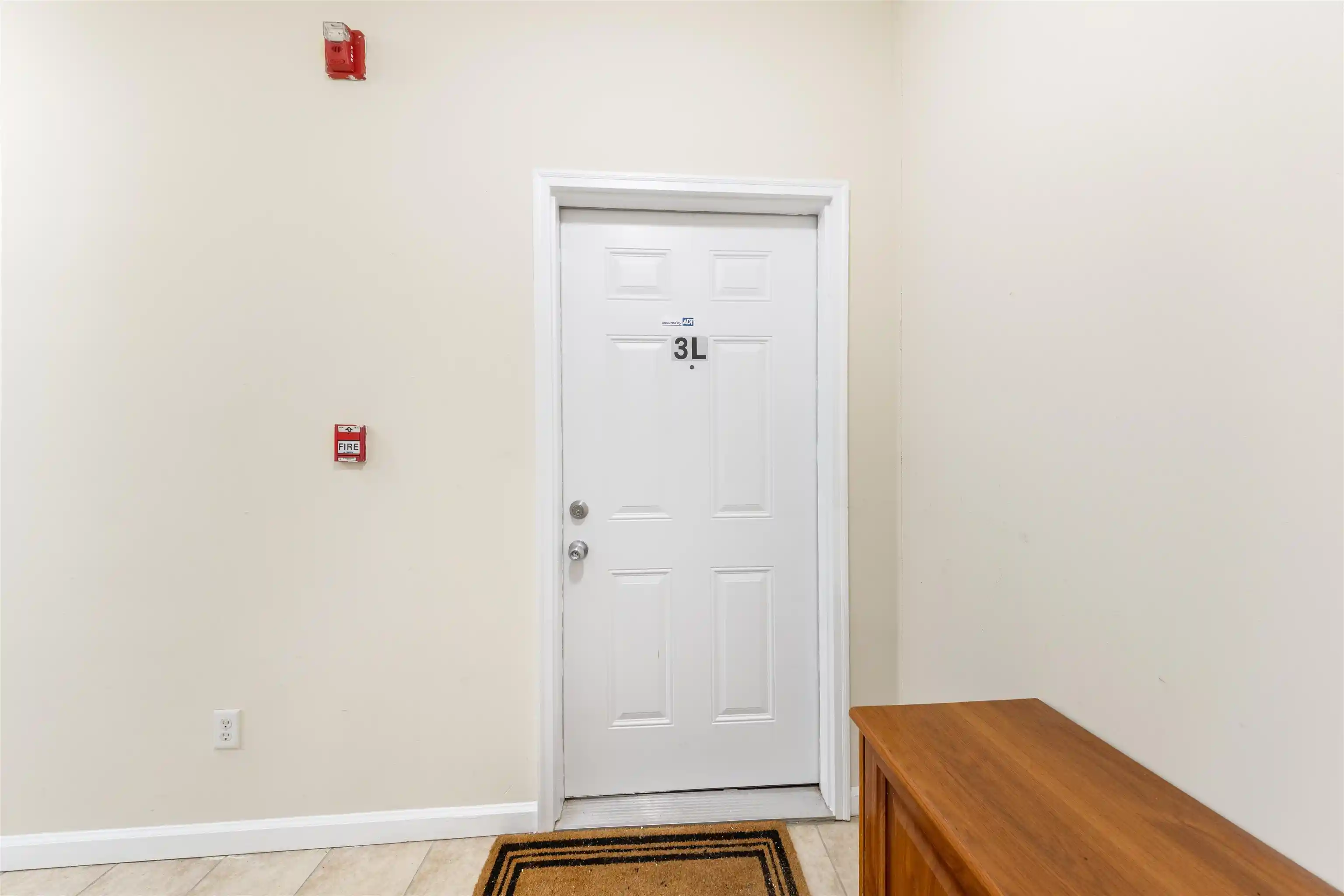 Listing Photo 4 - Condo for sale in building located at 9 Sanford Pl, Jersey City, NJ 07307 - Unit #301