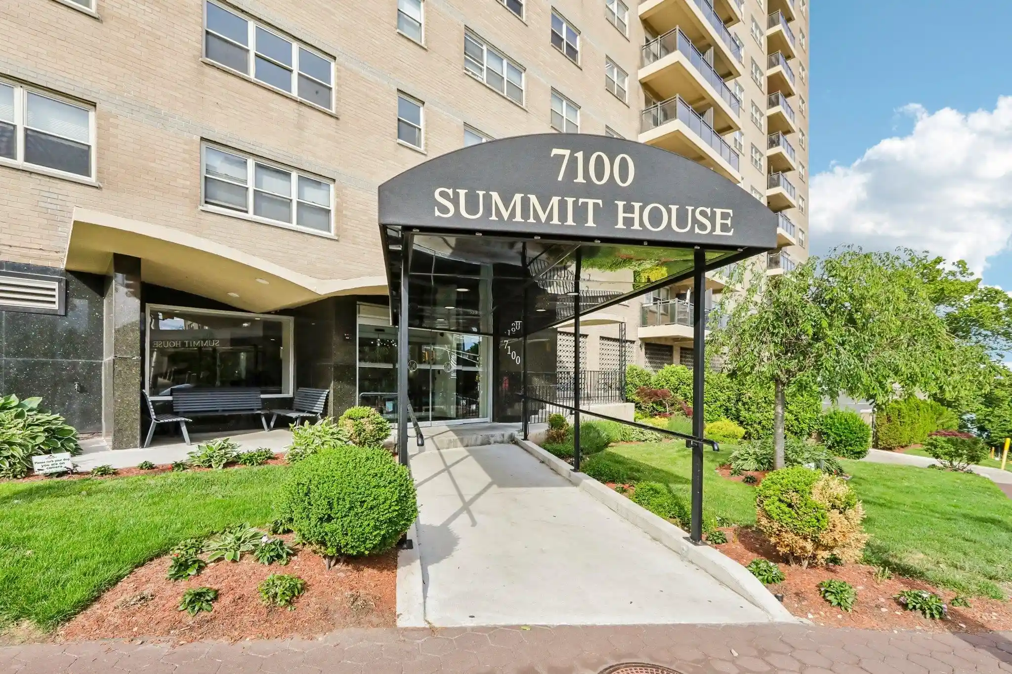 Photo 1 of Condo for sale at 7100 Boulevard E #2L, West New York, NJ 07093 | MLS# 260020205 | Listing updated on 2026-10-07