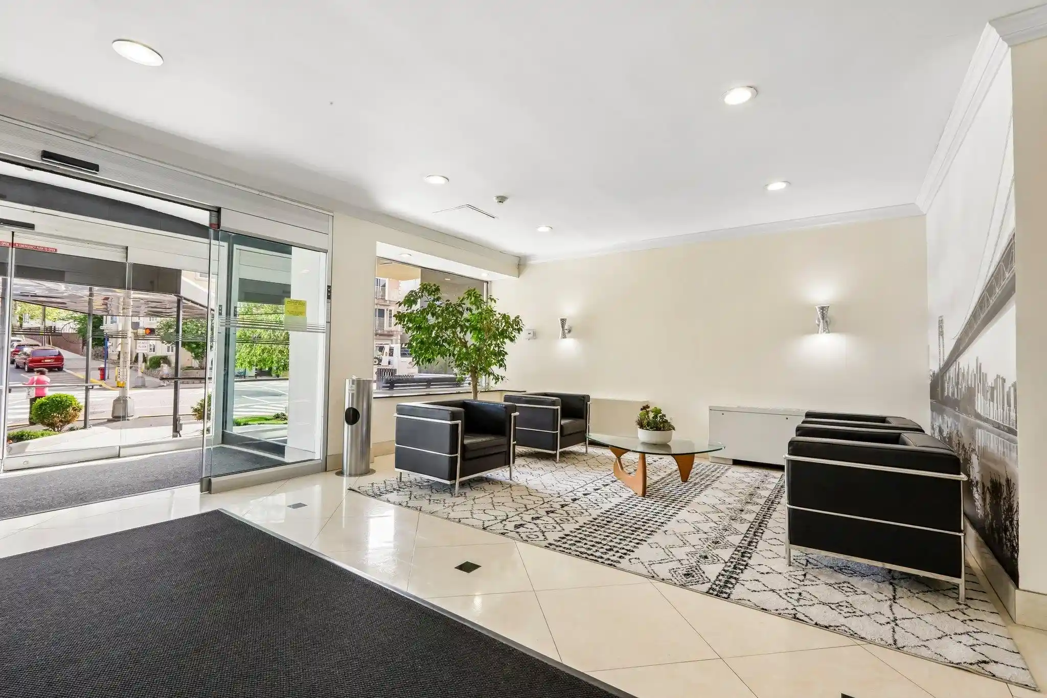 Photo 4 of House for sale at 7100 Boulevard E #2L, West New York, NJ 07093 | MLS# 260020205 | Listing updated on 2026-10-07