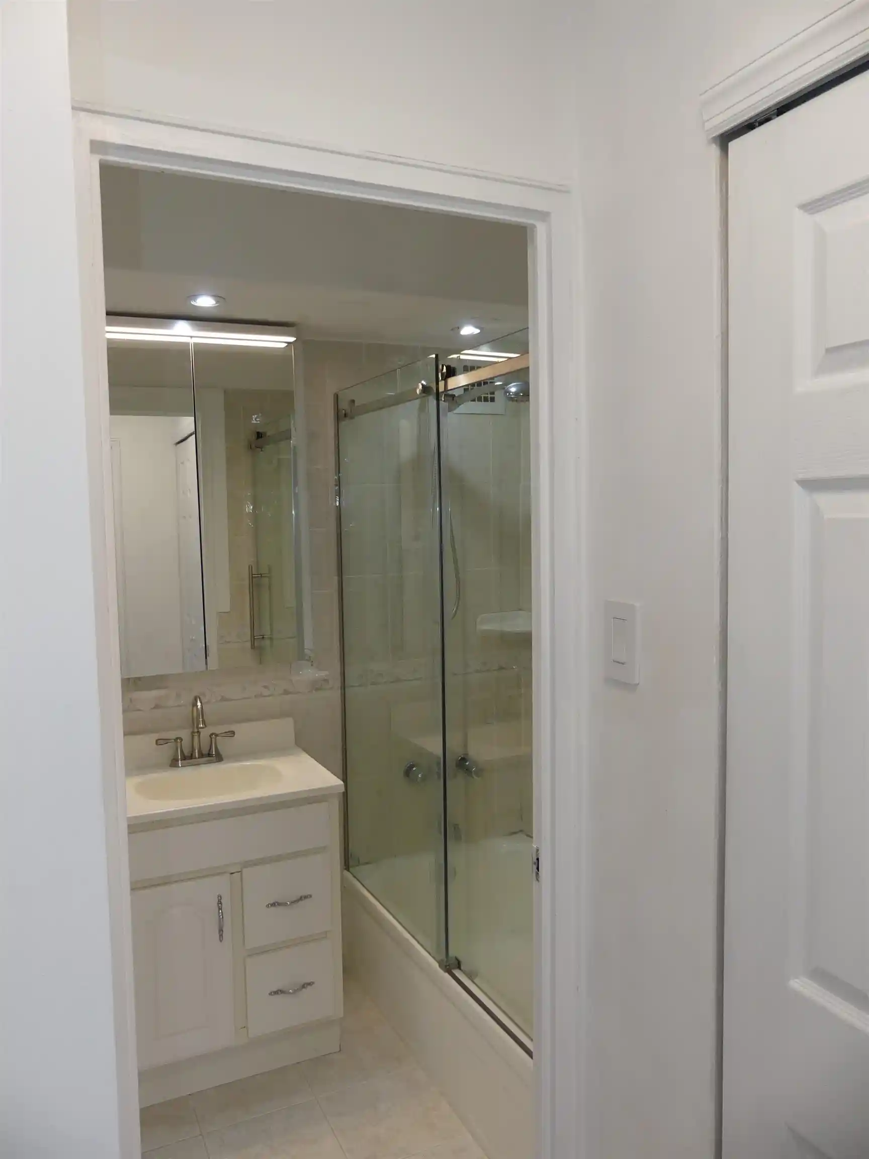 Photo 3 of House for sale at 280 Luis M Marin Blvd #18S, Jersey City, NJ 07302 | MLS# 260020225 | Listing updated on 2026-10-07