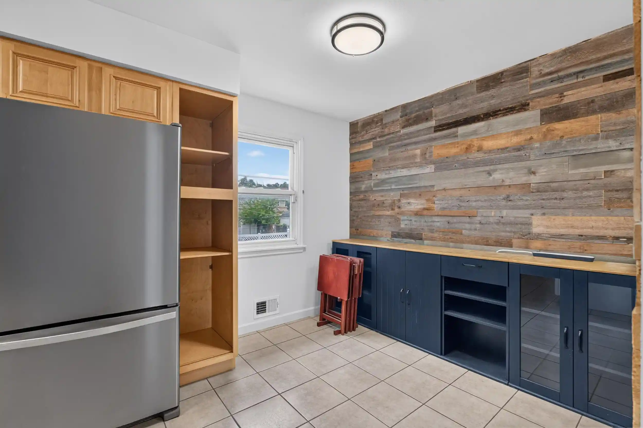 Photo 4 of Townhouse for sale at 87 West 9th St #C, Bayonne, NJ 07002 | MLS# 260020277 | Listing updated on 2026-10-08