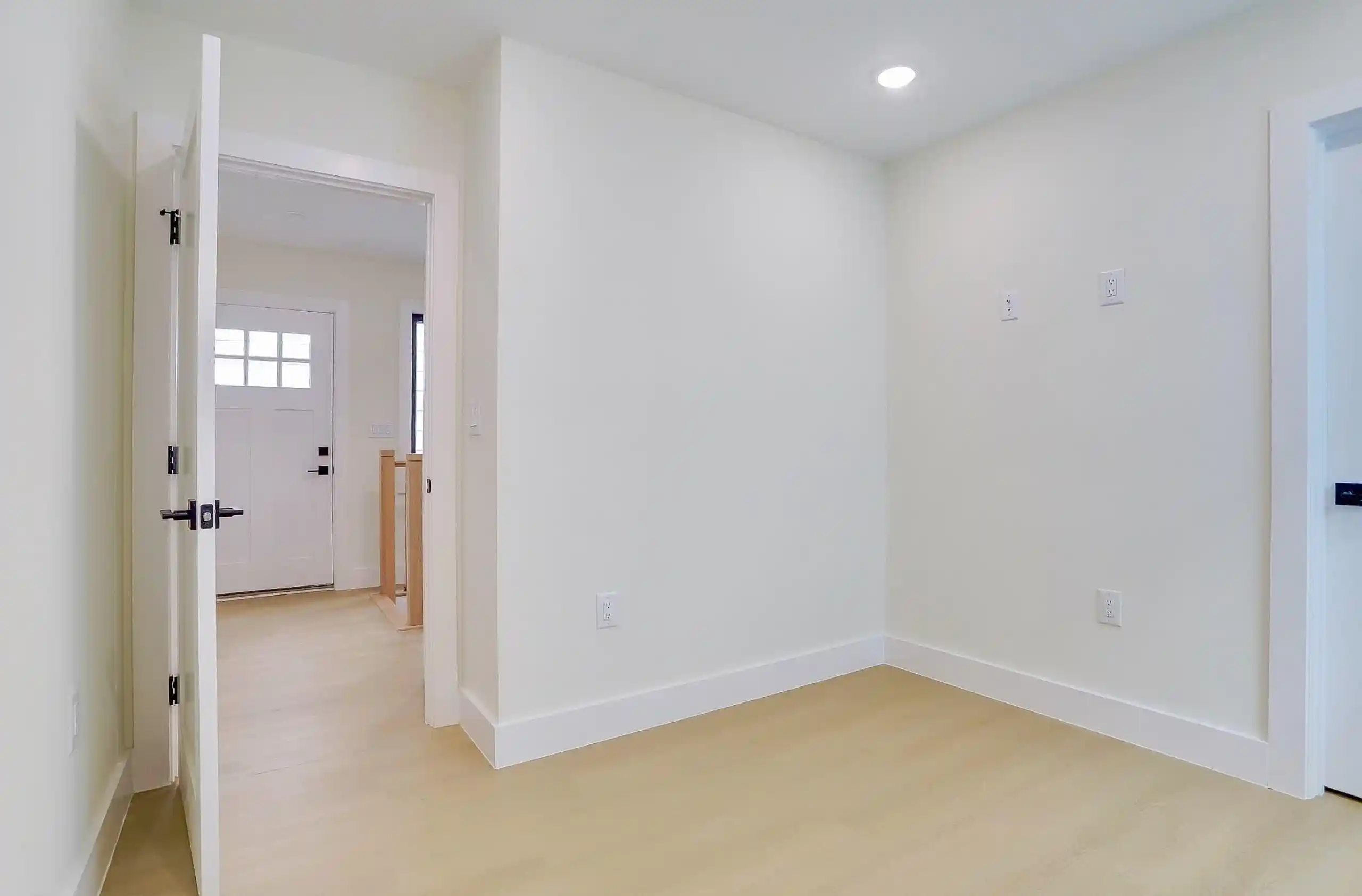 Listing Photo 4 - Condo for sale in building located at 182 Columbia Ave, Jersey City, NJ 07307
