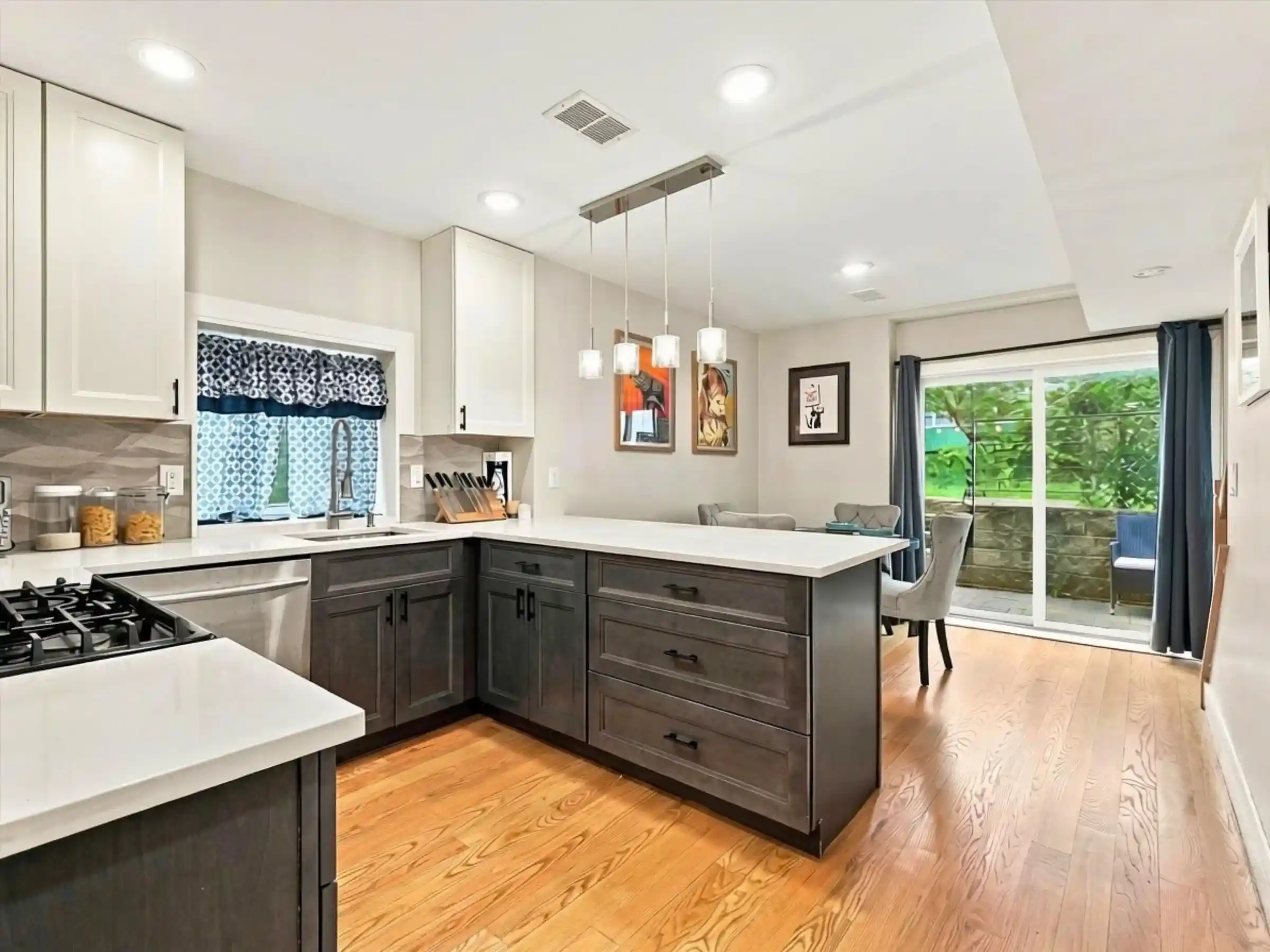 Photo 3 of Condo for sale at 152 Beach St #1, Jersey City, NJ 07307 | MLS# 260020322 | Listing updated on 2026-10-07