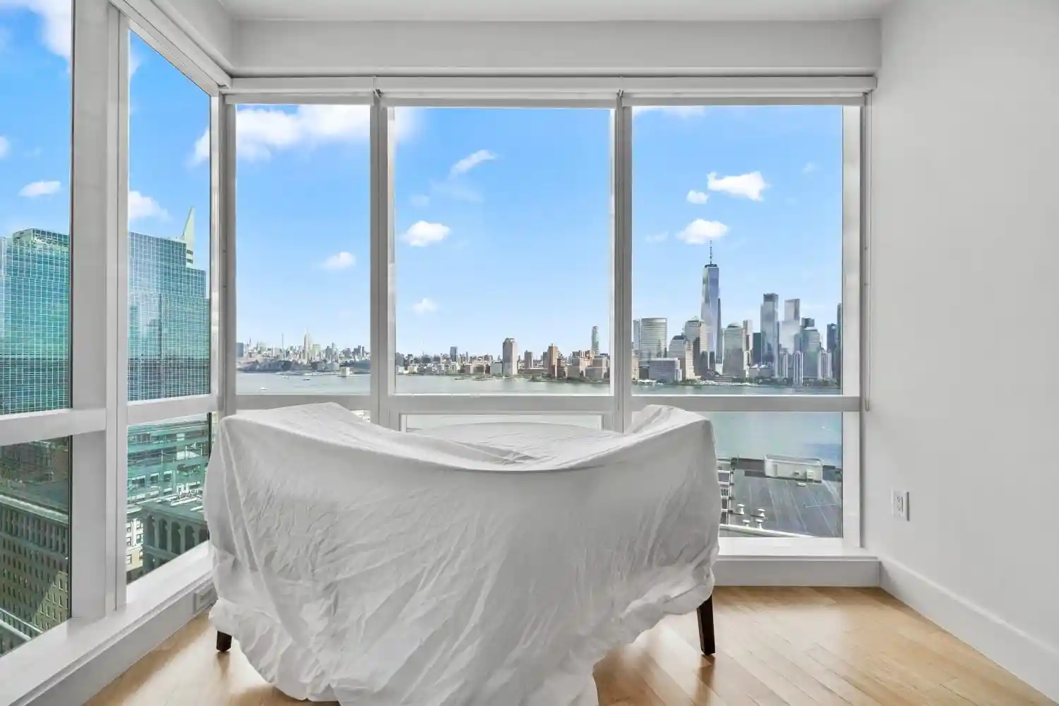 Photo 1 of Condo for sale at 77 Hudson St #2606, Jersey City, NJ 07302 | MLS# 260020408 | Listing updated on 2026-10-08