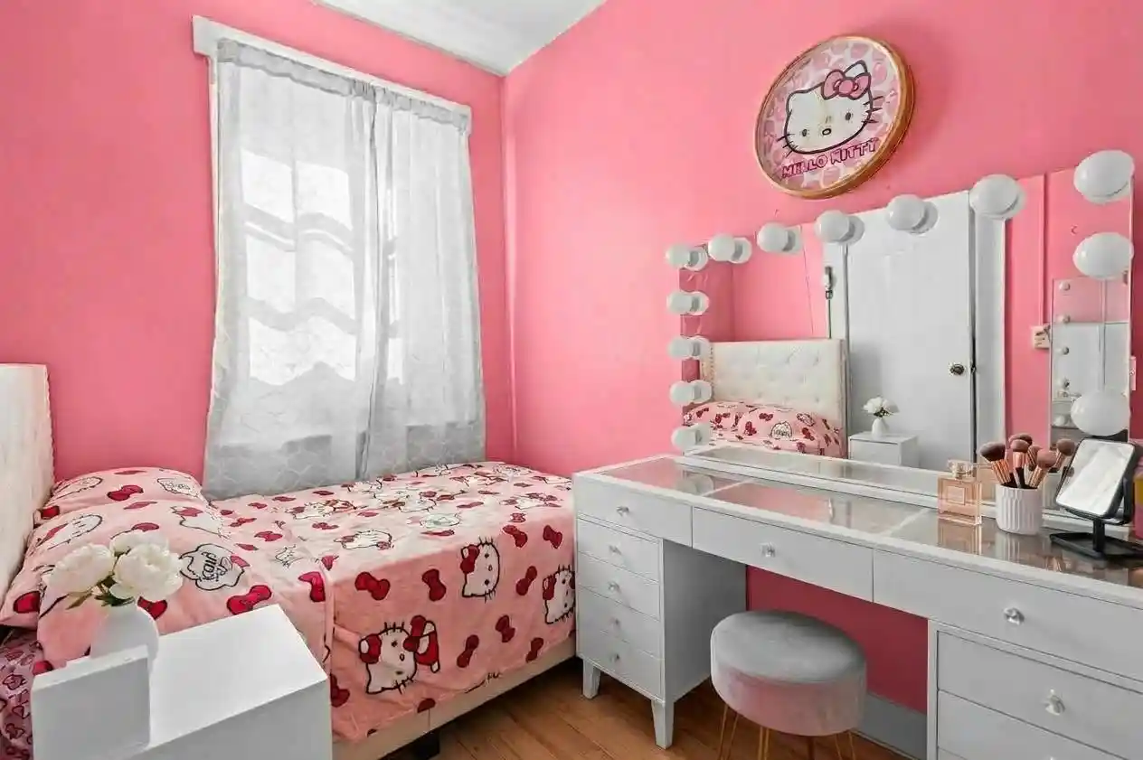 Listing Photo 4 - Condo for sale in building located at 4527 Cottage Pl, Union City, NJ 07087