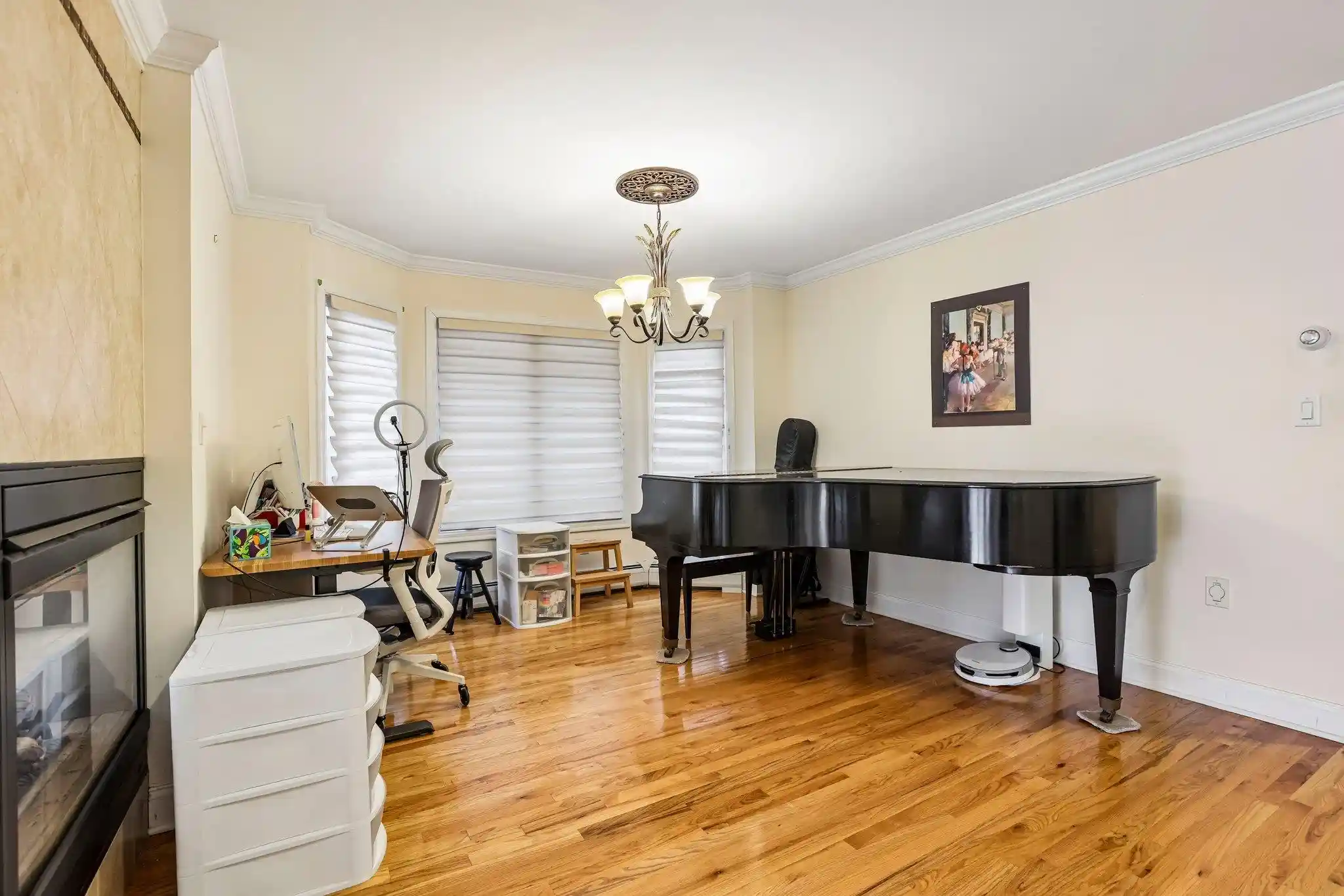 Photo 2 of Townhouse for sale at 696 W End Ave #2, Cliffside Park, NJ 07010 | MLS# 260020470 | Listing updated on 2026-10-09